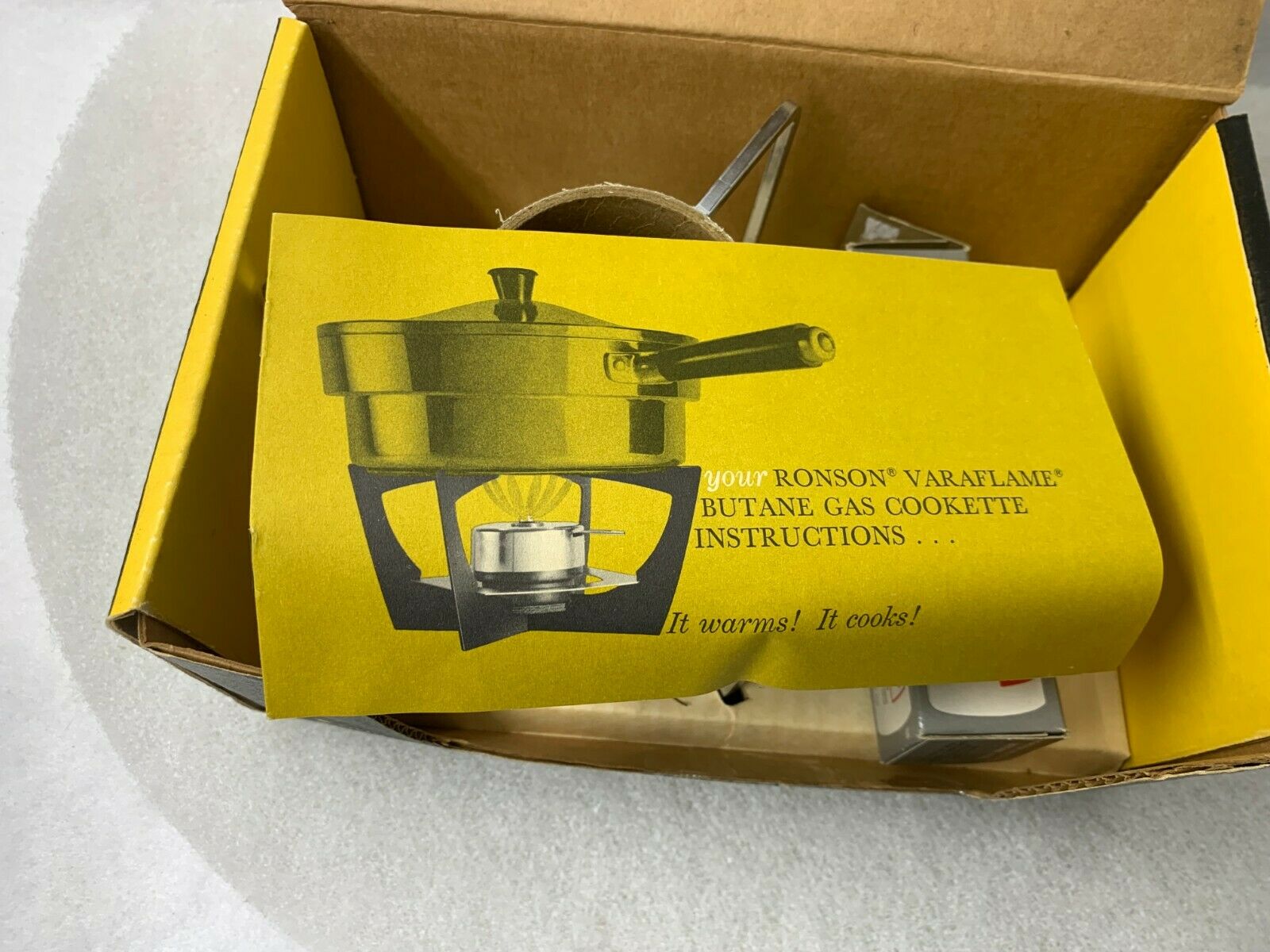 VINTAGE  VARAFLAME RONSON COOKETTE With Box & Instructions Model #19201 - Fresh Stock Dated December 2025