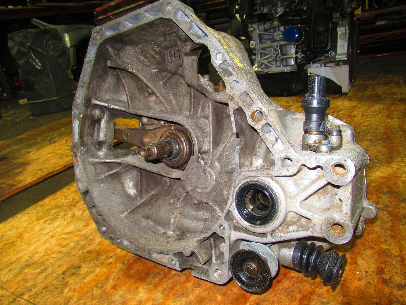 JDM 1998 B18C TYPE R LSD TRANSMISISON 5 SPEED 4.7 SPEC R LSD TRANSMISSION B18C - Fresh Stock Dated February 2026