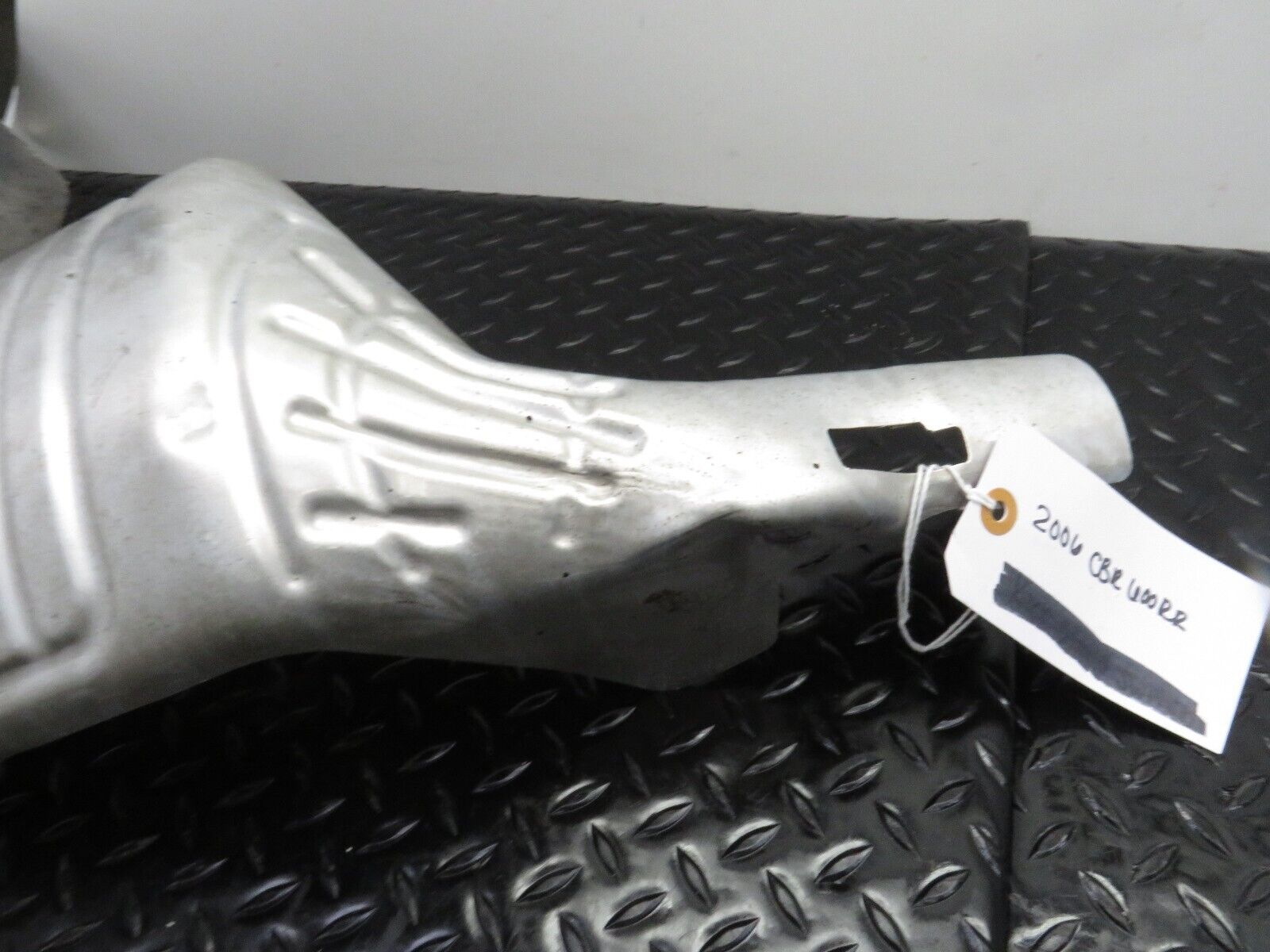 05 06 HONDA CBR 600RR CBR600RR OEM EXHAUST HEAT SHIELD SET HEAT SHIELDS - Fresh Stock Dated February 2026