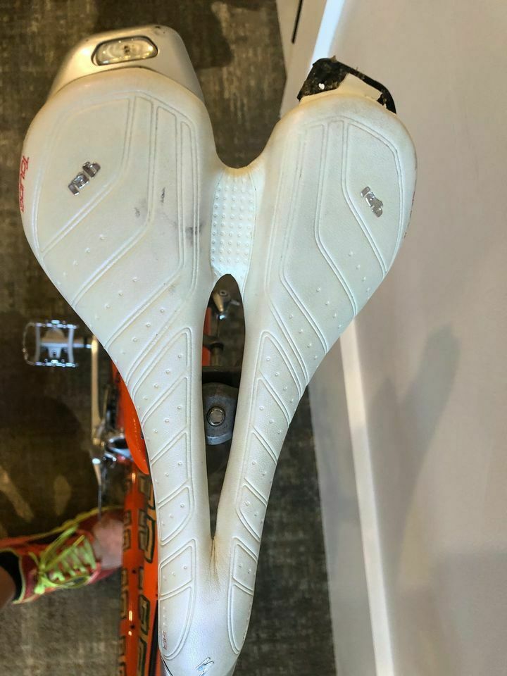 Jeremy SyCip Custom 700cm handpainted road bicycle - Fresh Stock Dated February 2026