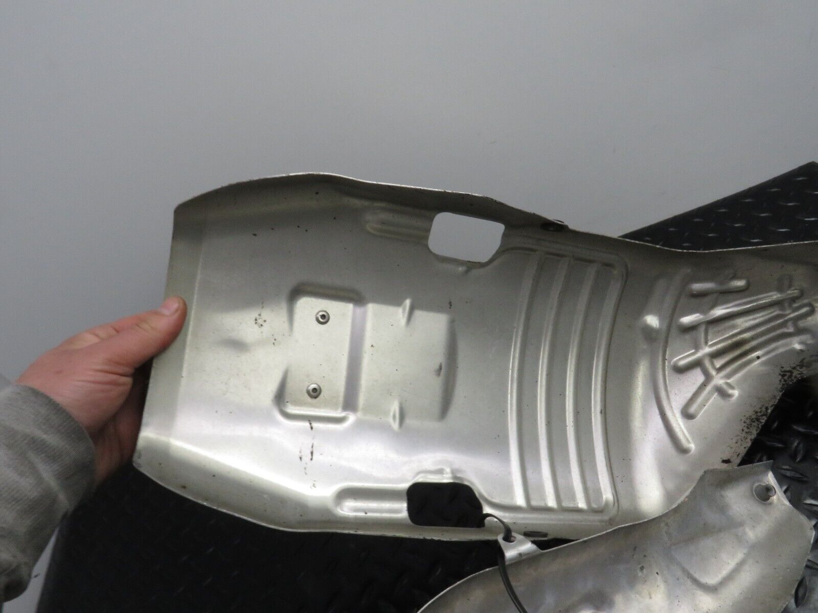 05 06 HONDA CBR 600RR CBR600RR OEM EXHAUST HEAT SHIELD SET HEAT SHIELDS - Fresh Stock Dated February 2026