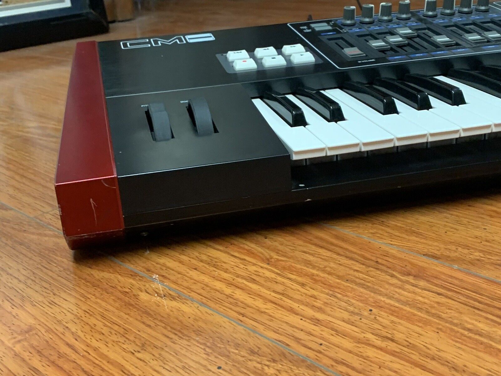Cme UF5 49-Key USB/Midi Keyboard Controller - Fresh Stock Dated February 2026