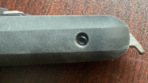 TOUGHBUILT ! SCRAPER & UTILITY KNIFE PLUS PRY END - Fresh Stock Dated February 2026