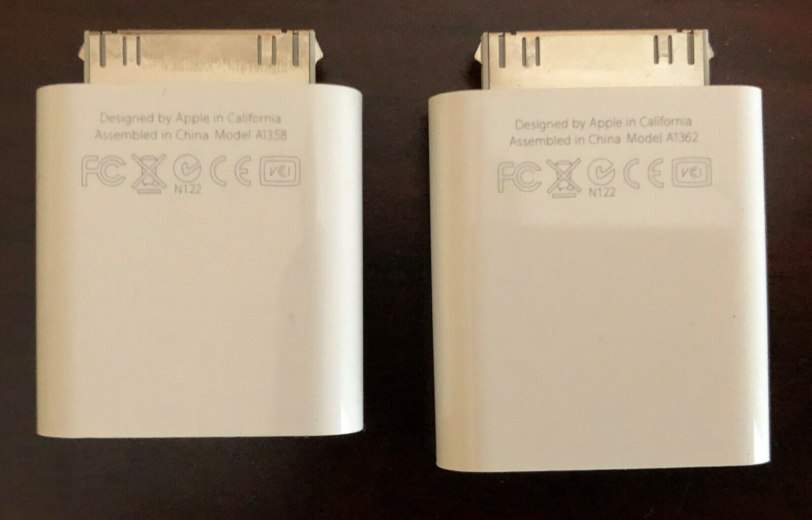 Apple MC531ZM/A iPad Camera Connection Kit (30-pin) Model A1358, A1362 - White - Fresh Stock Dated February 2026