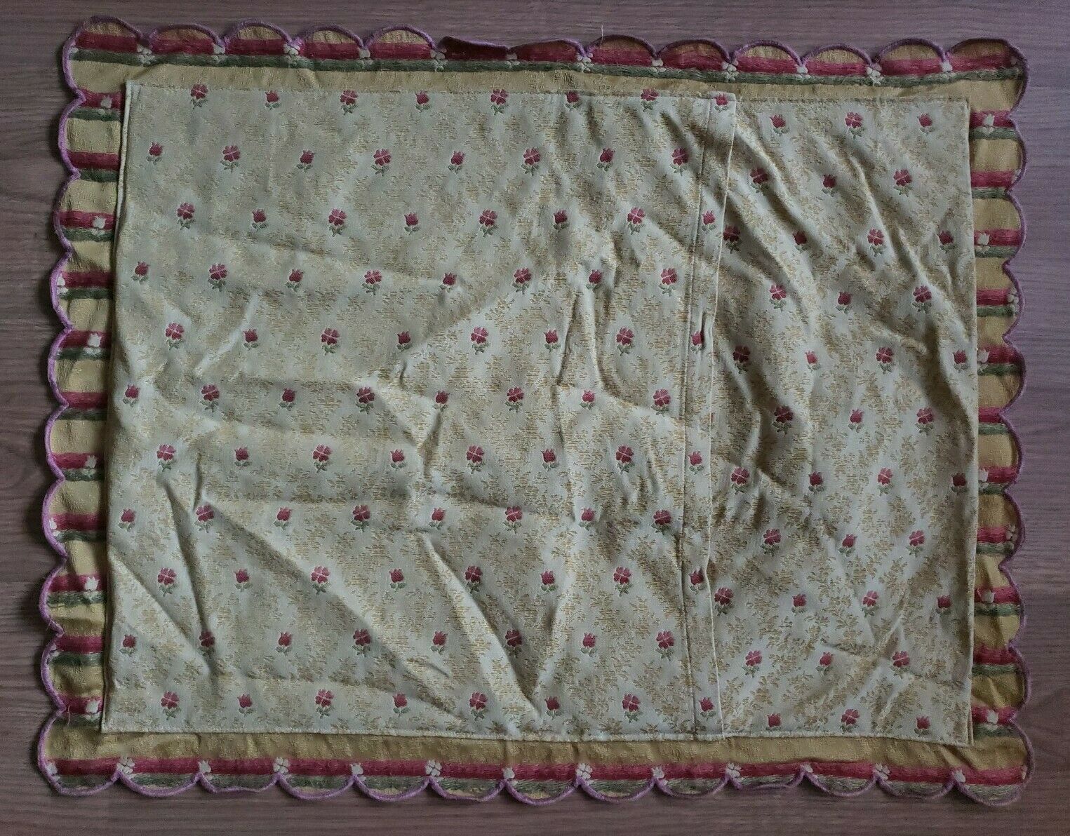 2 Jane Wilner Haute Couture Linens Pillow Shams Yellow Red Floral - Fresh Stock Dated February 2026