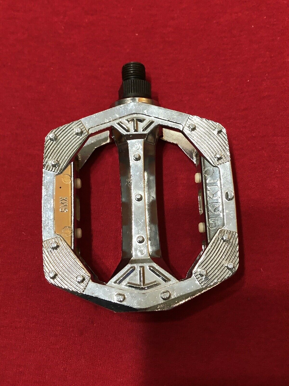 MINT CHROME KKT SMX 1/2 LEFT SINGLE ORPHAN PEDAL OLD SCHOOL BMX - Fresh Stock Dated December 2025