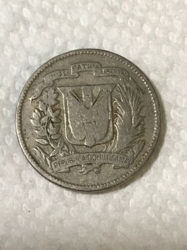 Dominican Republic- 1951 - 5 Centavos Coin - KM #18. - Fresh Stock Dated December 2025