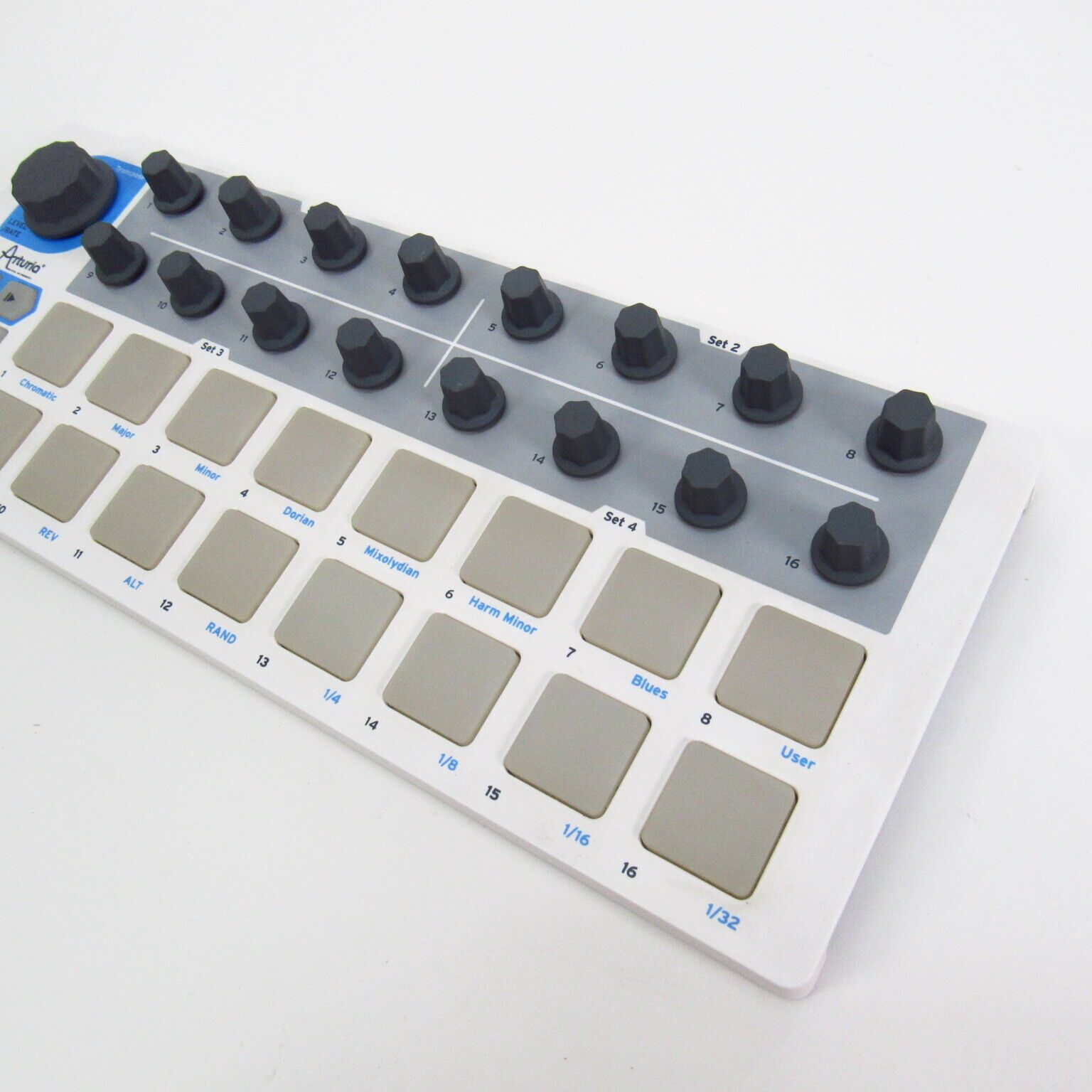 Arturia BeatStep USB MIDI Controller / Sequencer - Fresh Stock Dated February 2026