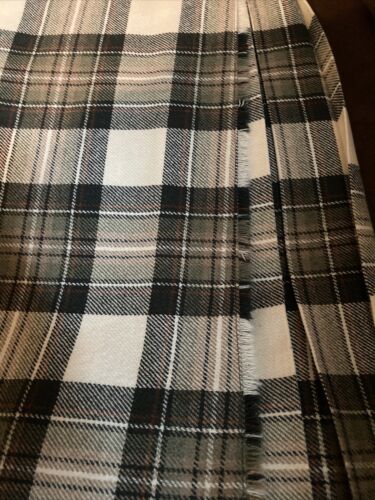 vintage 100% Wool skirt sz 12 made in Great Britain - Fresh Stock Dated March 2026