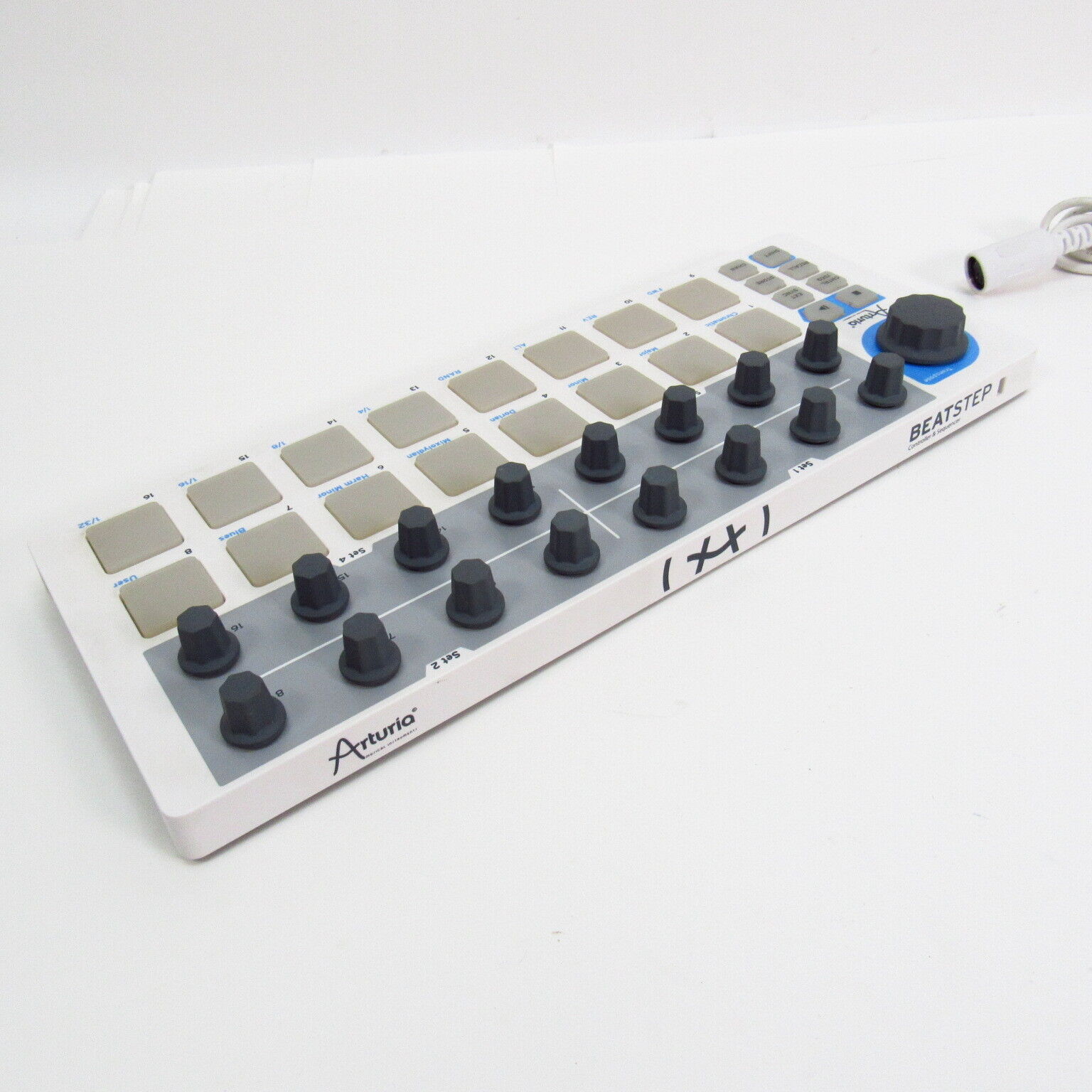 Arturia BeatStep USB MIDI Controller / Sequencer - Fresh Stock Dated February 2026