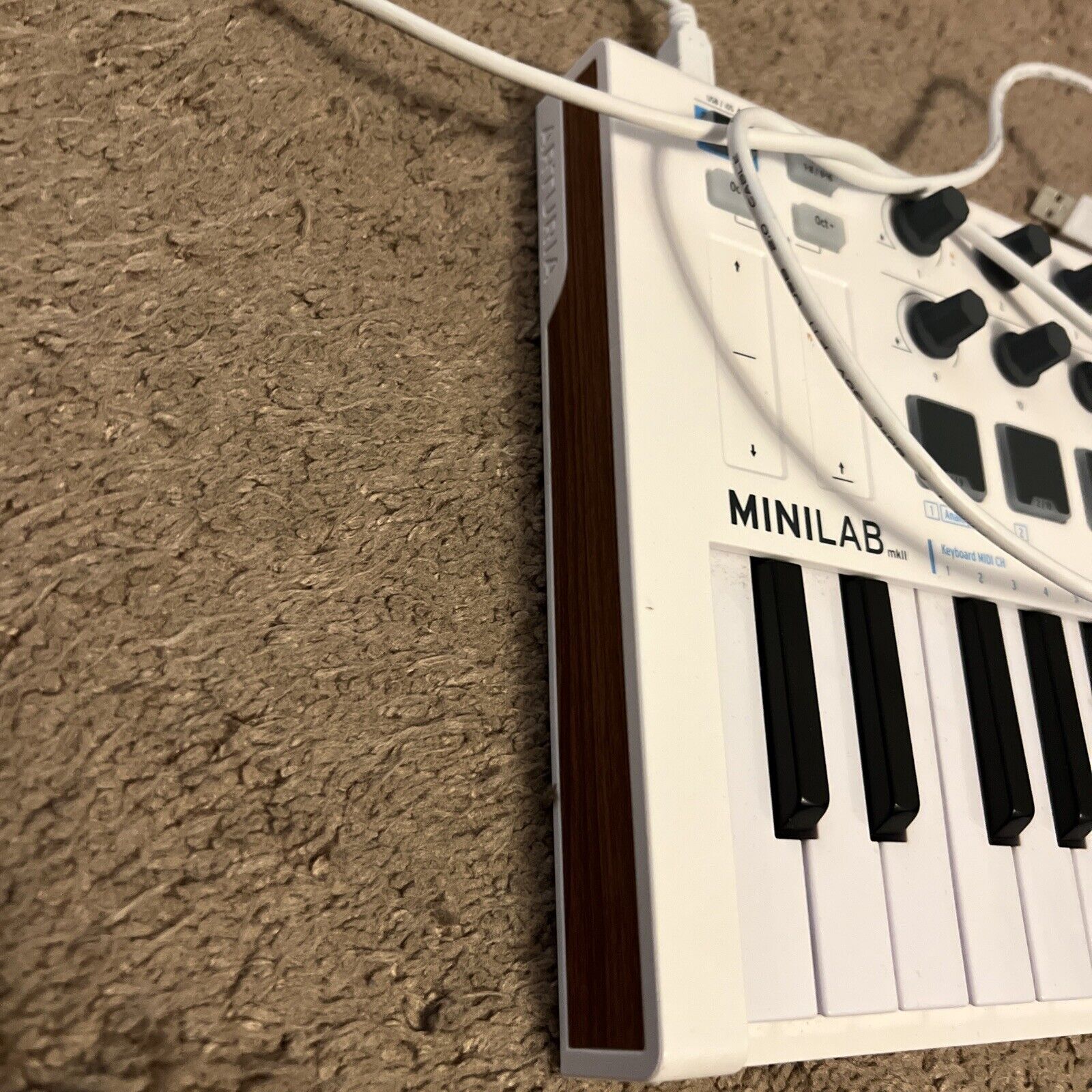 Arturia Minilab MKII 25-Key MIDI Controller Keyboard w/USB - Pre Owned - Fresh Stock Dated February 2026