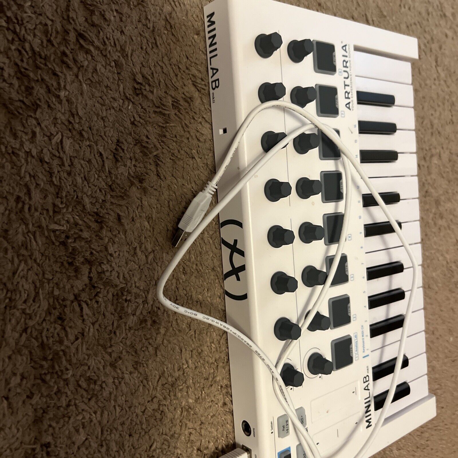 Arturia Minilab MKII 25-Key MIDI Controller Keyboard w/USB - Pre Owned - Fresh Stock Dated February 2026