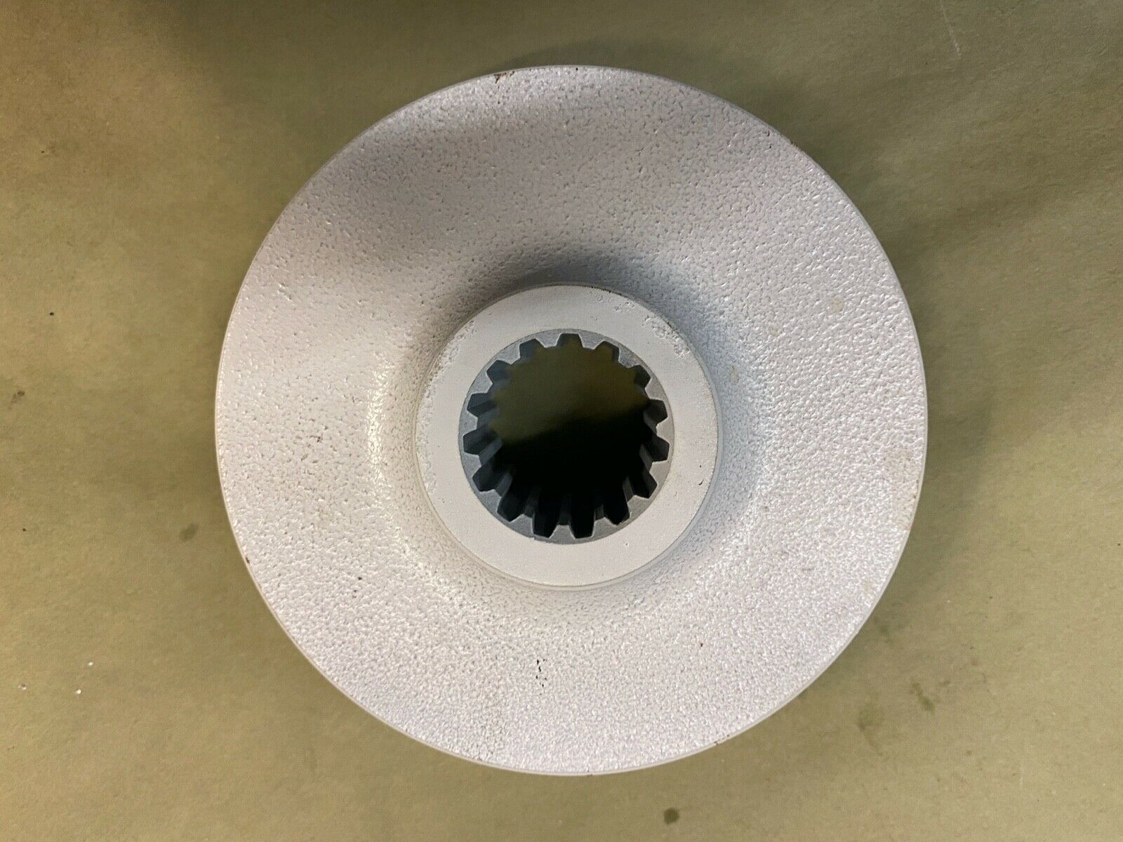 Cummins Onan Fan Drive Poller for MDKBM 11.5 60HZ marine diesel generators. Used - Fresh Stock Dated February 2026