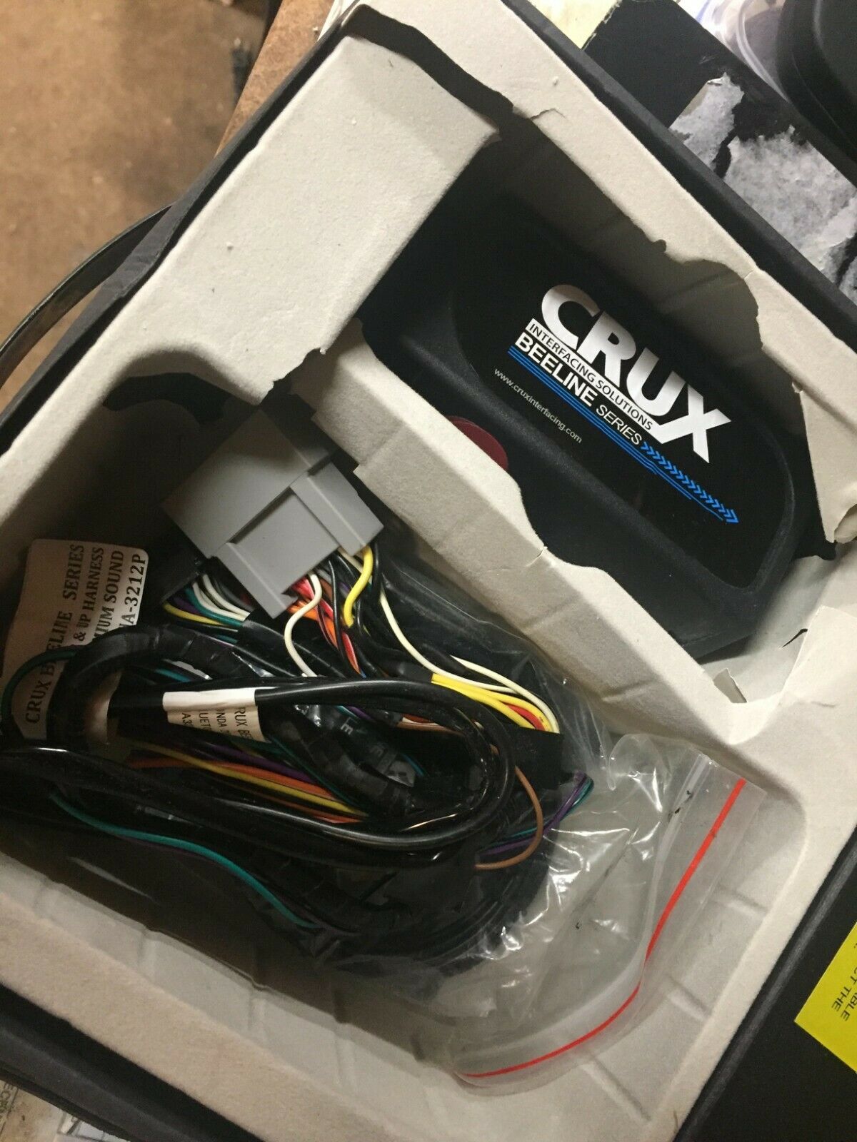 CRUX BEEBH-04 HANDSFREE KIT HONDA - Fresh Stock Dated December 2025