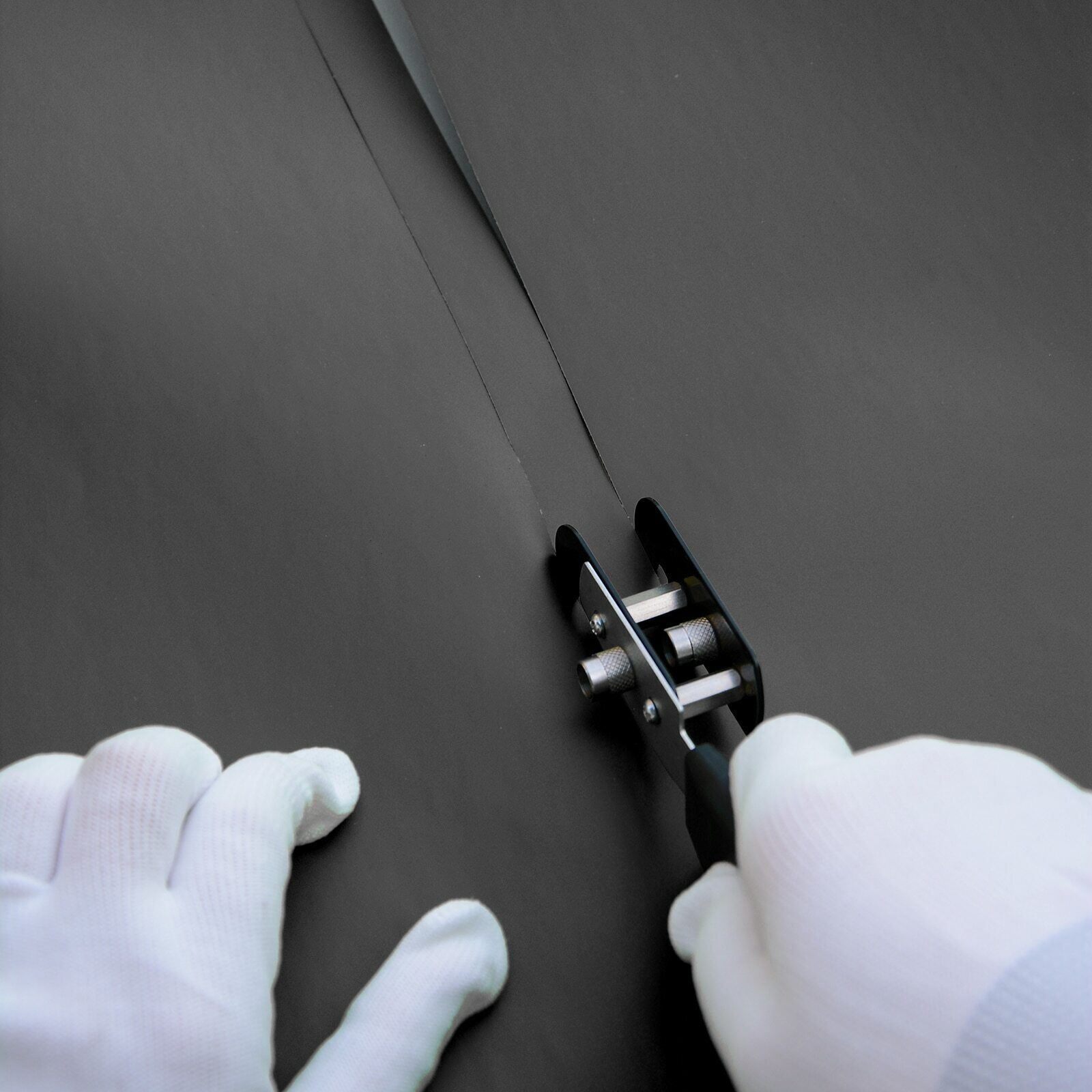 Double Head Back-Slitter Cutter w/ 4Pair Width Screws Vinyl Sticker Cutting Tool - Fresh Stock Dated February 2026