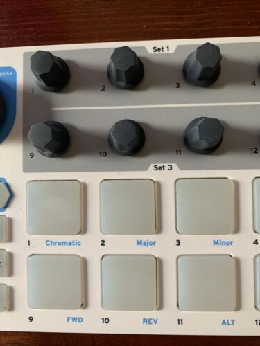 Arturia Beatstep USB/MIDI/CV Controller and Sequencer - Fresh Stock Dated February 2026