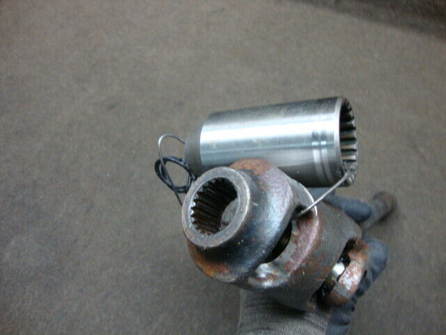 82 HONDA GL1100 GL1100A GOLDWING DRIVE SHAFT #U120 - Fresh Stock Dated February 2026