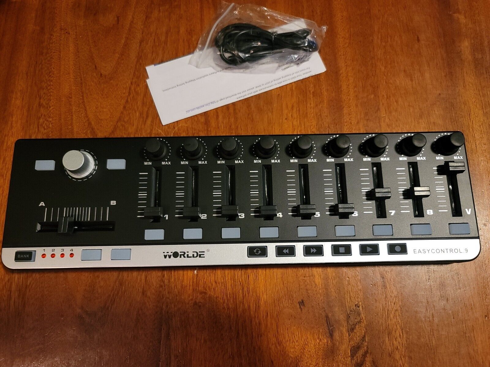 Worlde EasyControl.9 Portable Mini USB 9 Slim-Line Control MIDI Controller V6Z2 - Fresh Stock Dated February 2026