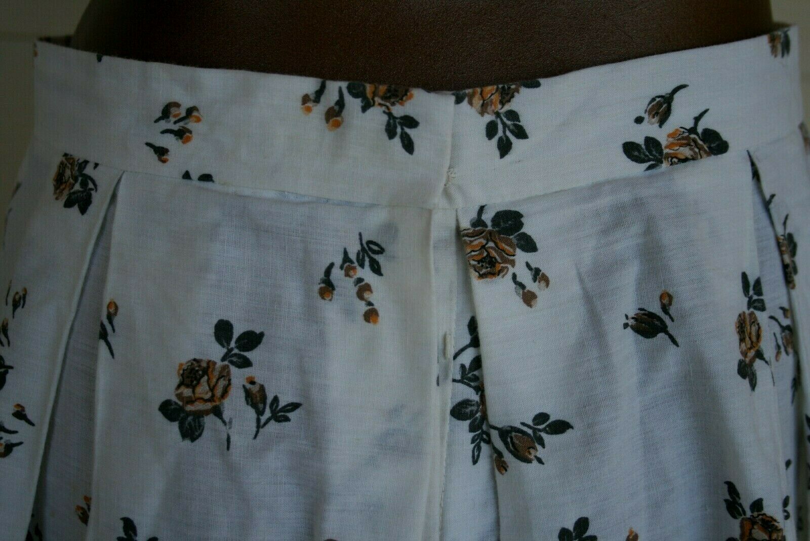 Pretty Vintage Unbranded Victorian Printed Pleated Cotton Skirt w/ Border S - Fresh Stock Dated February 2026
