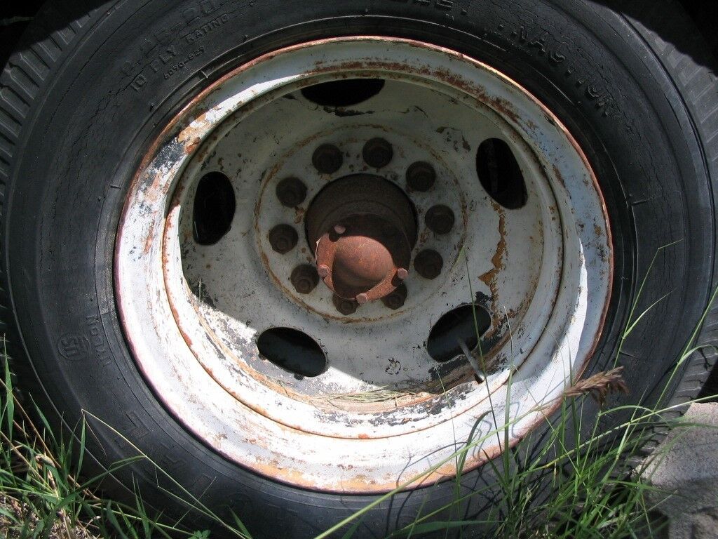 73 CHEVY C50 - 11,000# GM axle complete - 1973 c50 Chevrolet truck -NO RESERVE- - Fresh Stock Dated February 2026