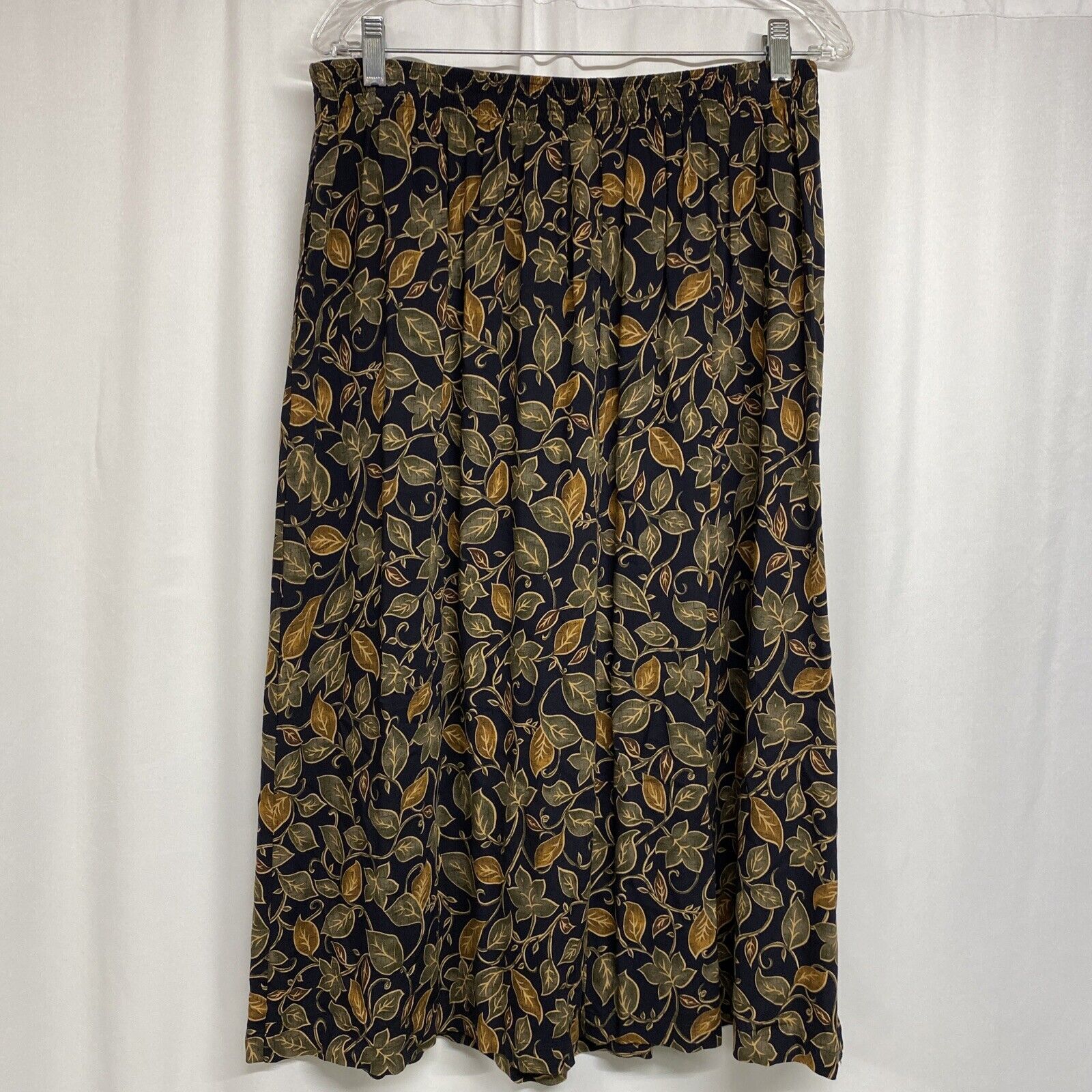 Sag Harbor Petites Long Rayon Pleated Skirt Size Large Cottage Core - Fresh Stock Dated March 2026