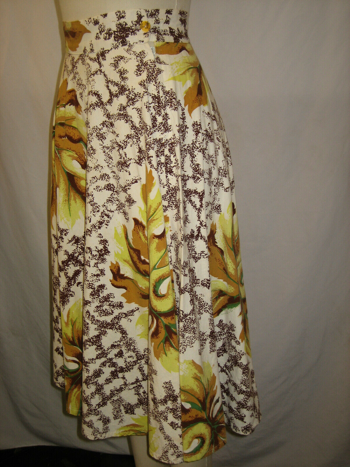 vtg 1940s 50s DONIG of CA Hawaiian LEAF Abstract VLV RNR Cotton Circle Skirt S - Fresh Stock Dated February 2026