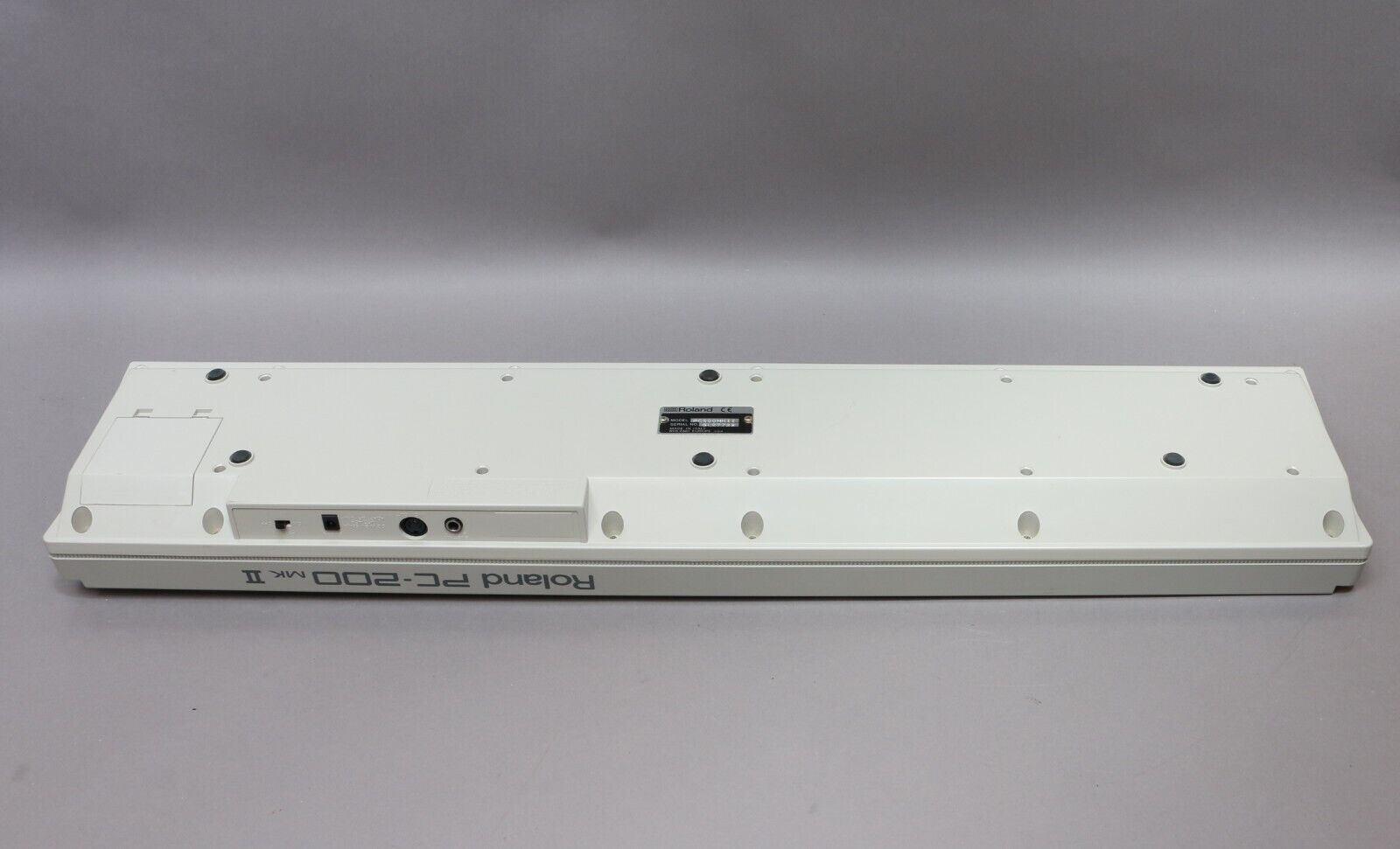 ROLAND PC-200 MK-II MIDI Keyboard Controller **Works Great** - Fresh Stock Dated February 2026