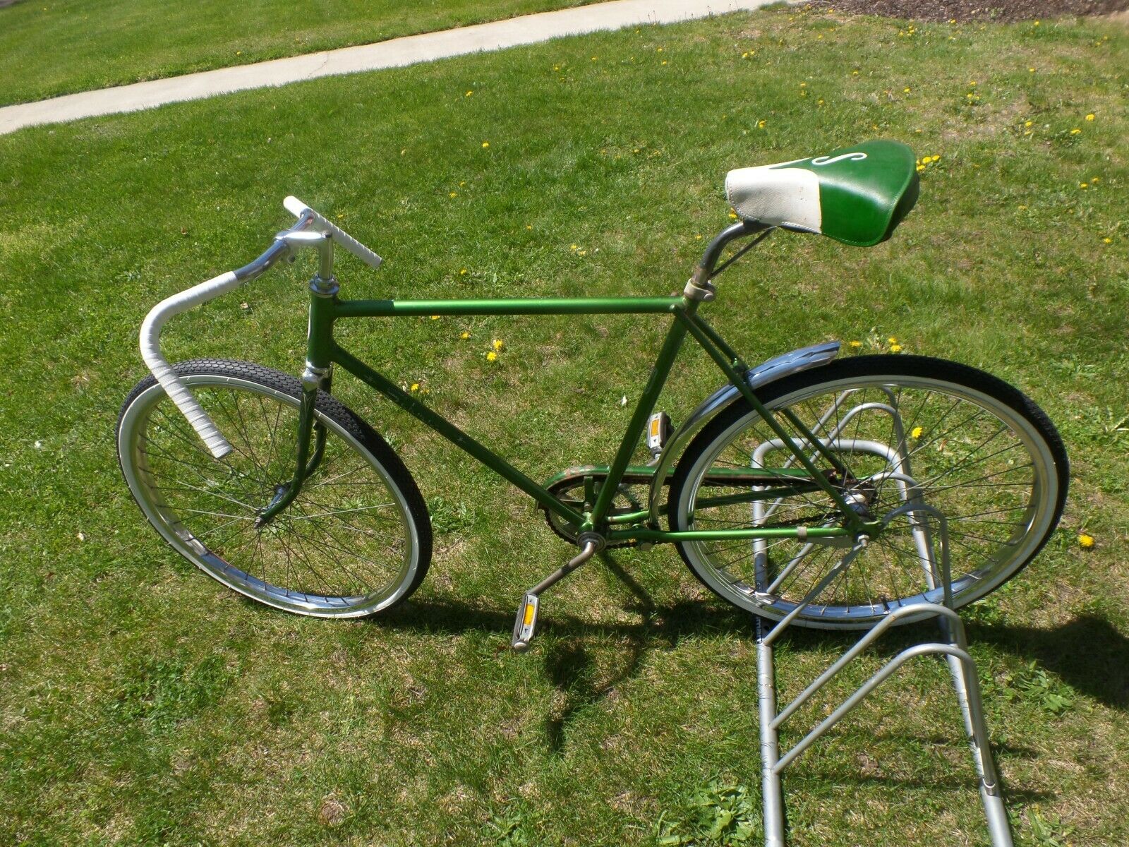 1976 (EM) Schwinn Men's Racer Custom Rat Bike - Green - Fresh Stock Dated February 2026