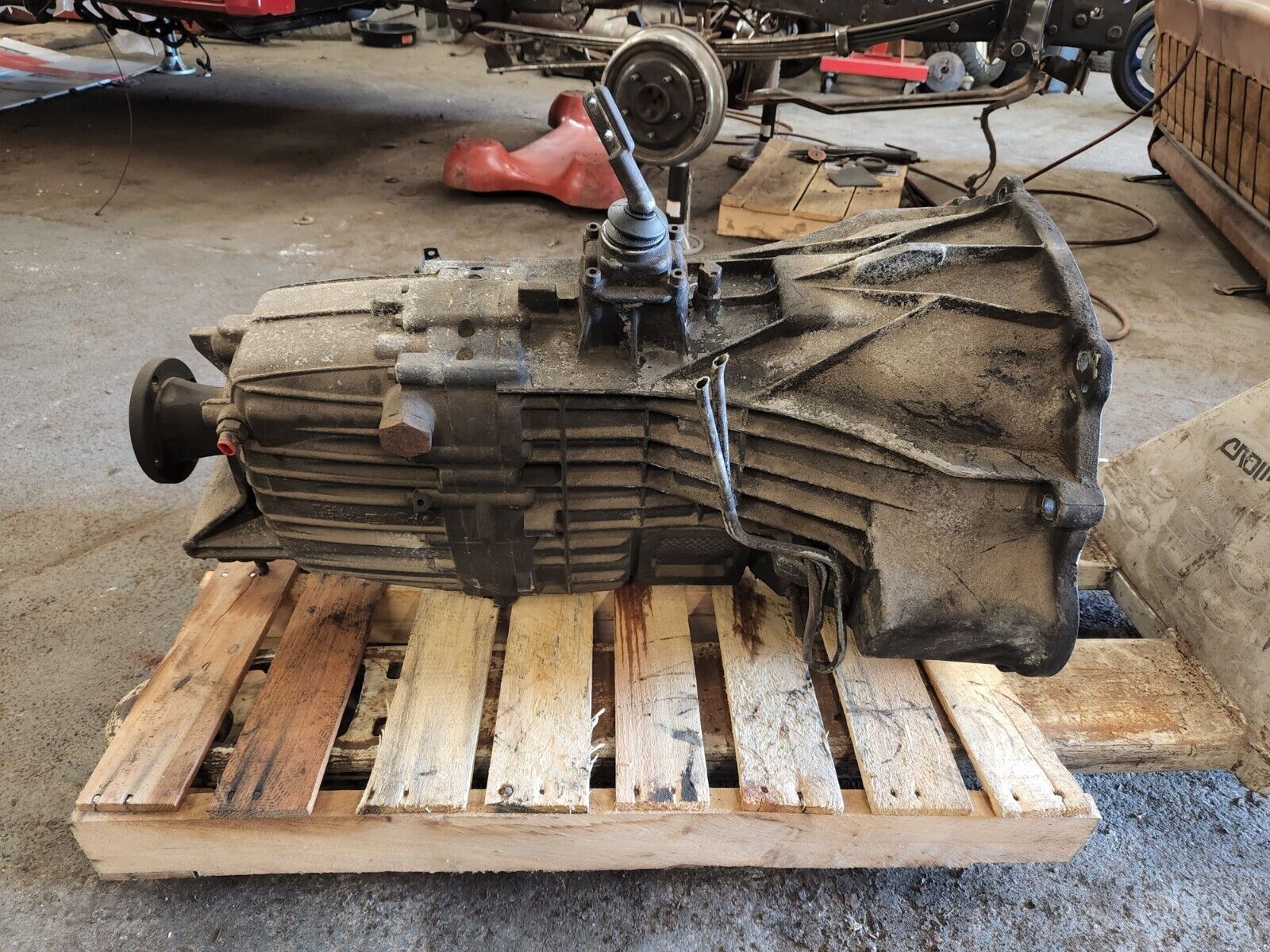 2003-2010 FORD SUPER DUTY MANUAL TRANSMISSION 6.0L 6.4L DIESEL ZF6 S6-650 S6-750 - Fresh Stock Dated February 2026