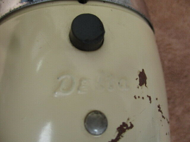 1930's-1940's 4 1/2 inch Delta bicycle horn with handle bar mounting bracket - Fresh Stock Dated December 2025