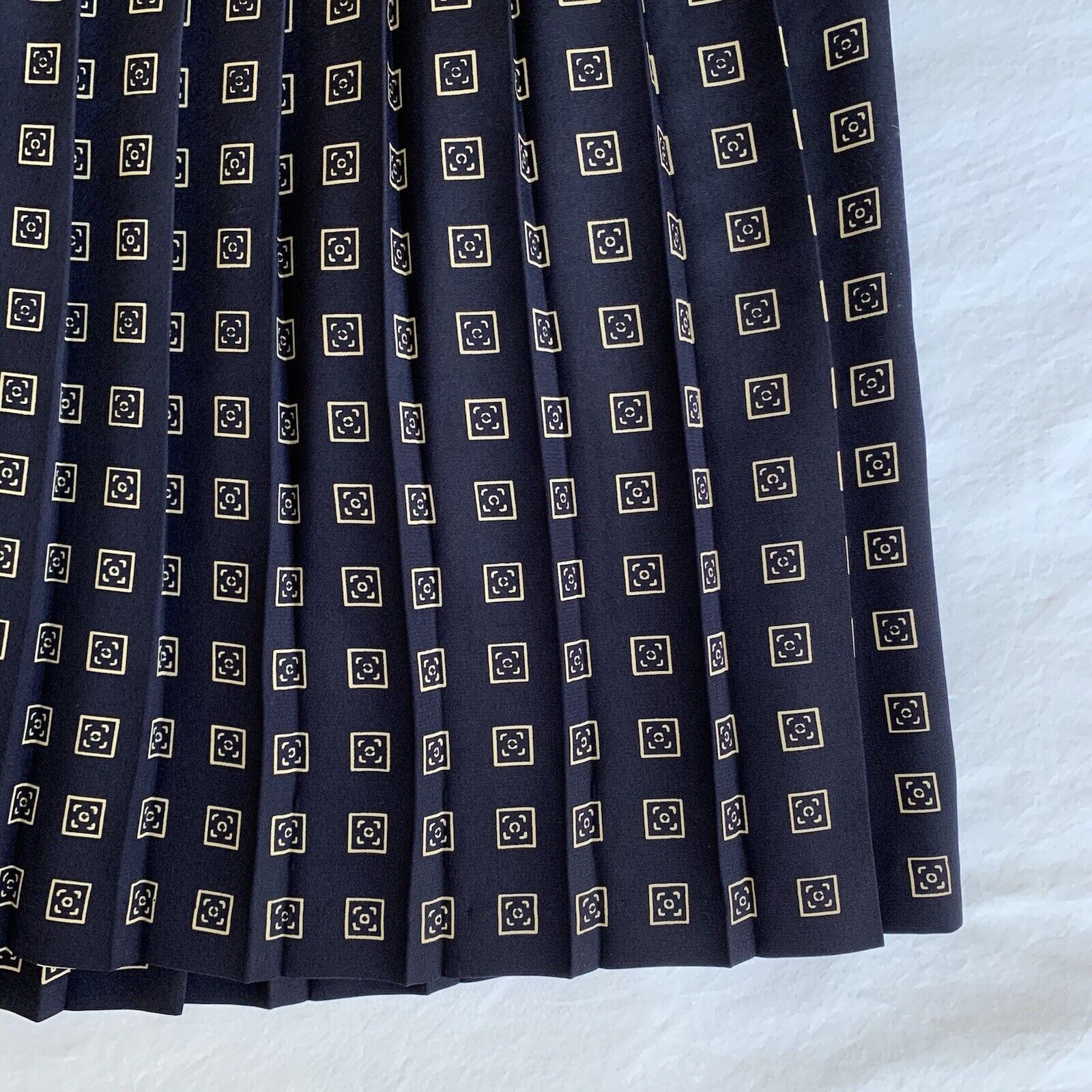 vintage navy blue pleated skirt large - Fresh Stock Dated March 2026
