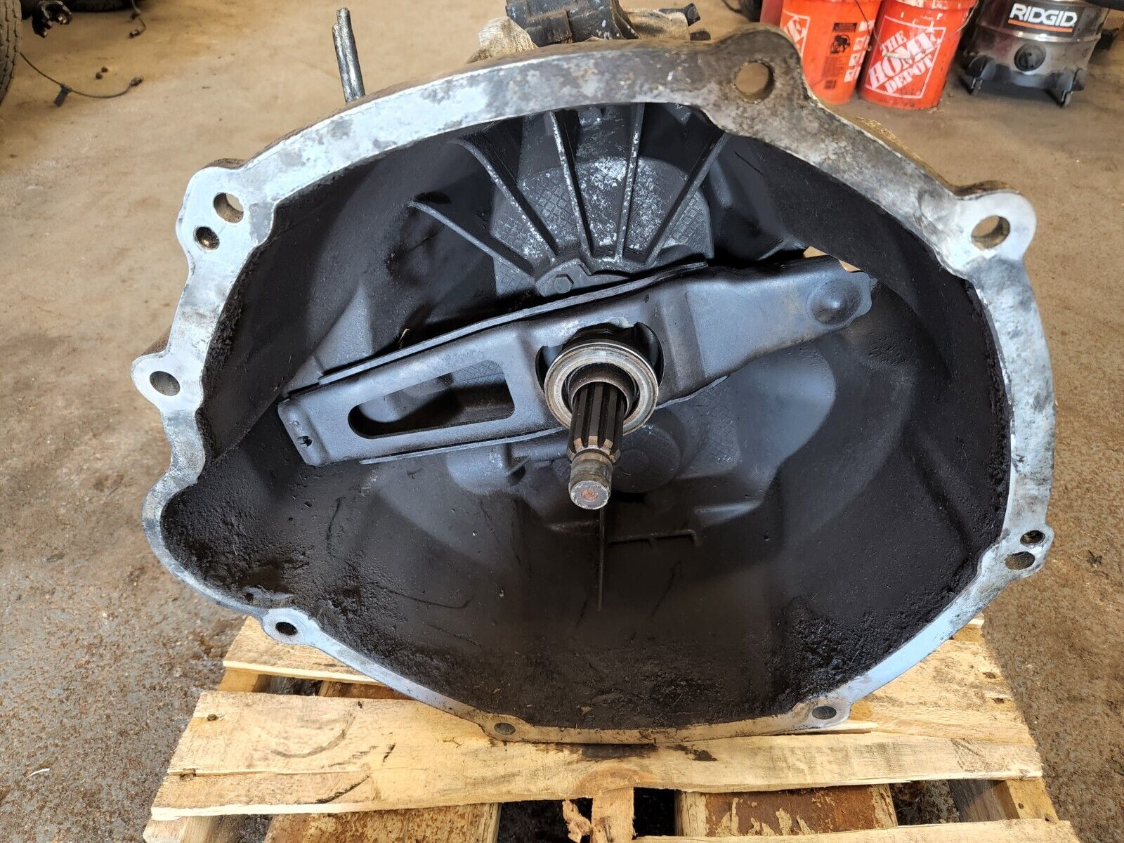 2003-2010 FORD SUPER DUTY MANUAL TRANSMISSION 6.0L 6.4L DIESEL ZF6 S6-650 S6-750 - Fresh Stock Dated February 2026