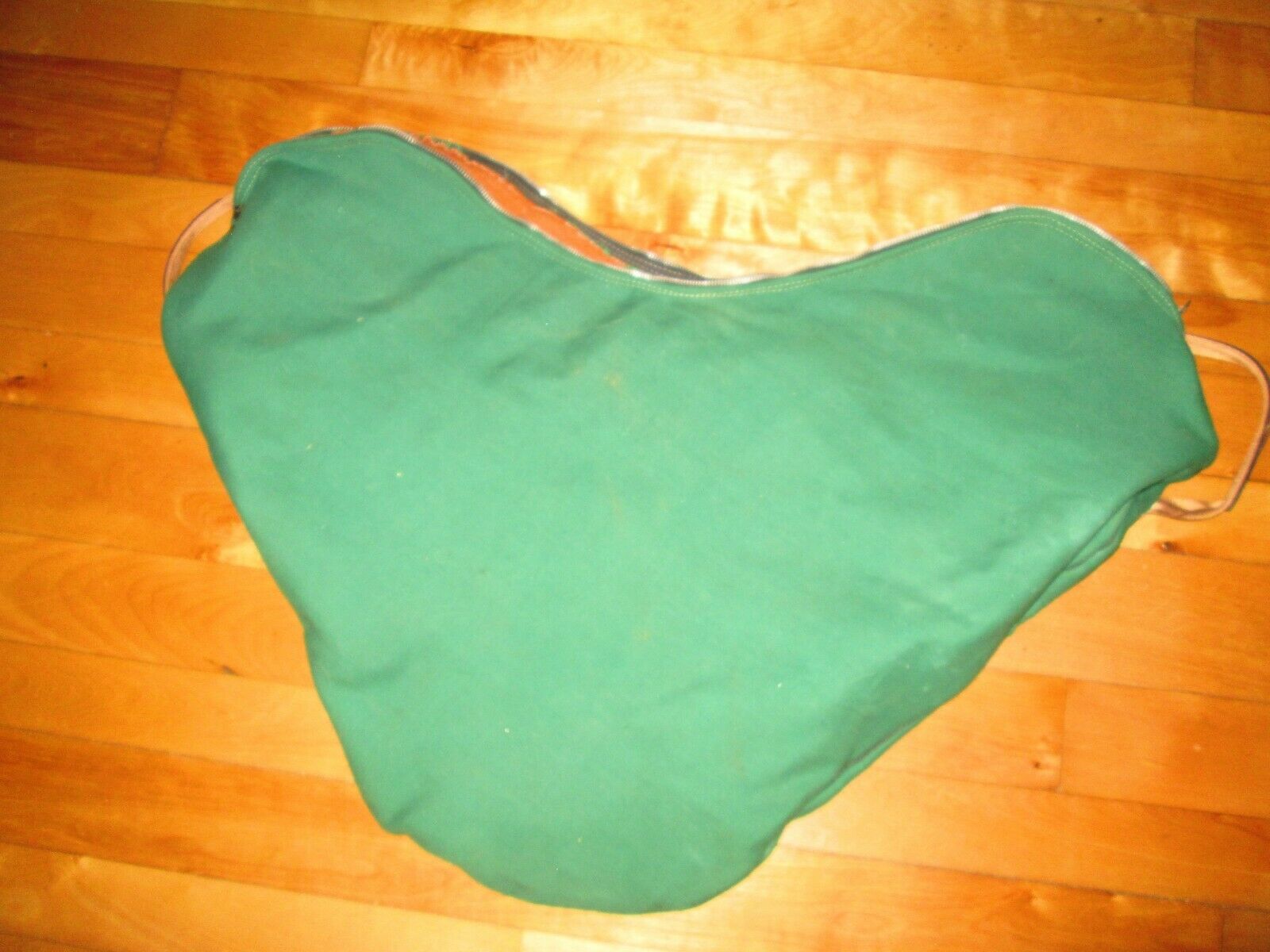 english saddle carrier, lined with leather handles, zipper closure, green - Fresh Stock Dated December 2025