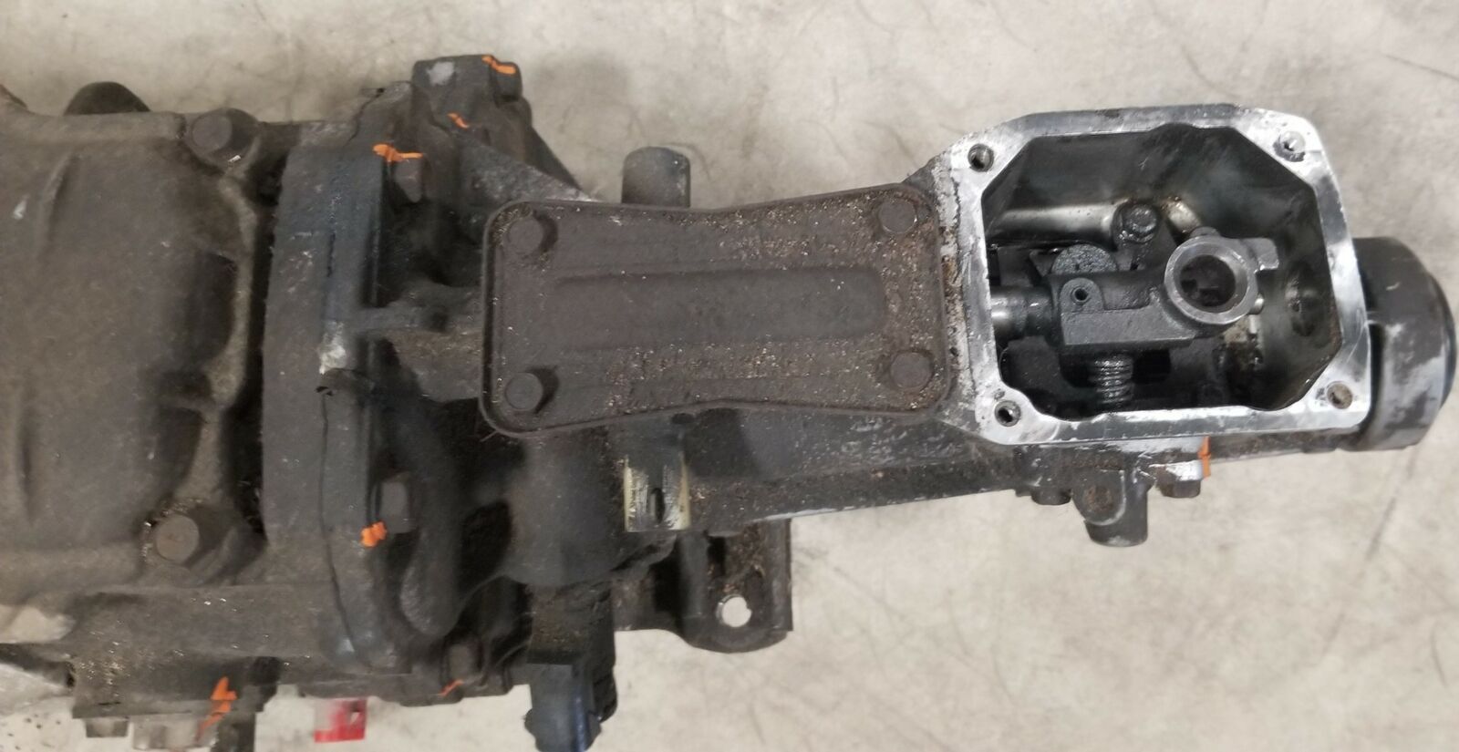 5 Speed Transmission M5R2 RKE 1989 90 91 92 1993 Thunderbird SC E9SR-AB-RKE-AA1 - Fresh Stock Dated February 2026