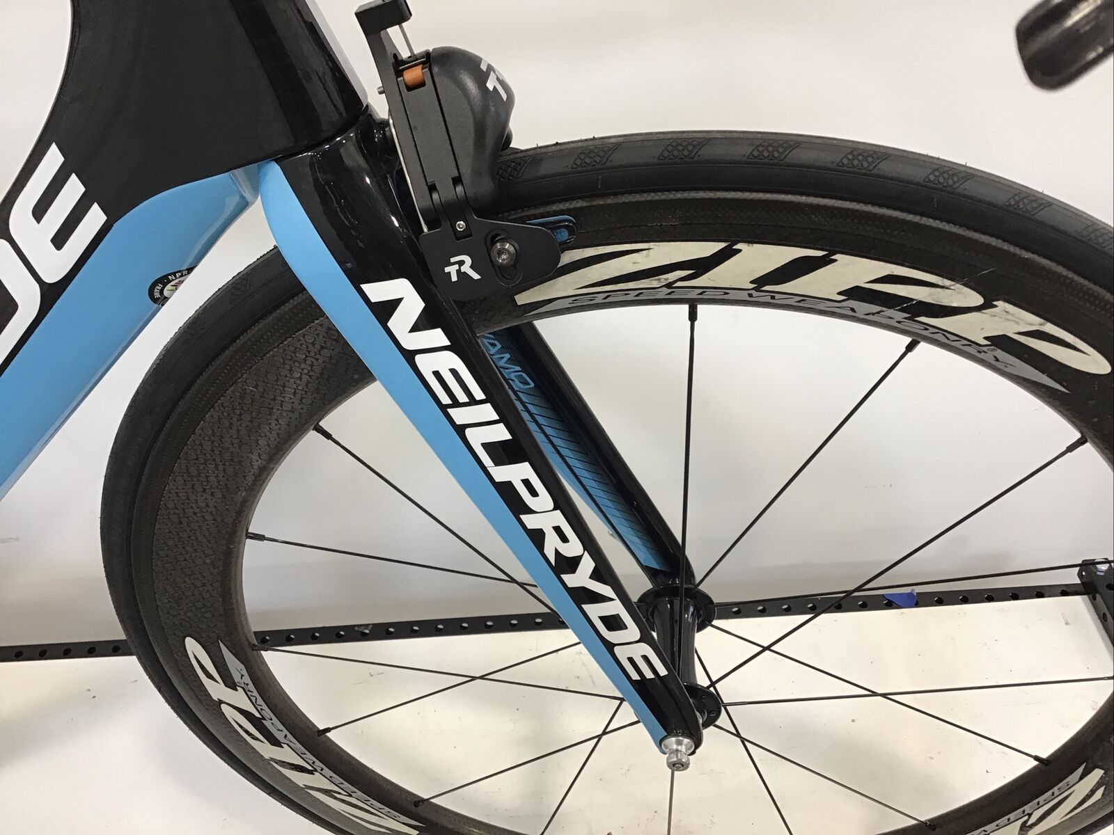 2012 NEILPRYDE Triathlon/TT Bike X-Large Carbon SRAM Red ZIPP 404 Firecrest - Fresh Stock Dated February 2026