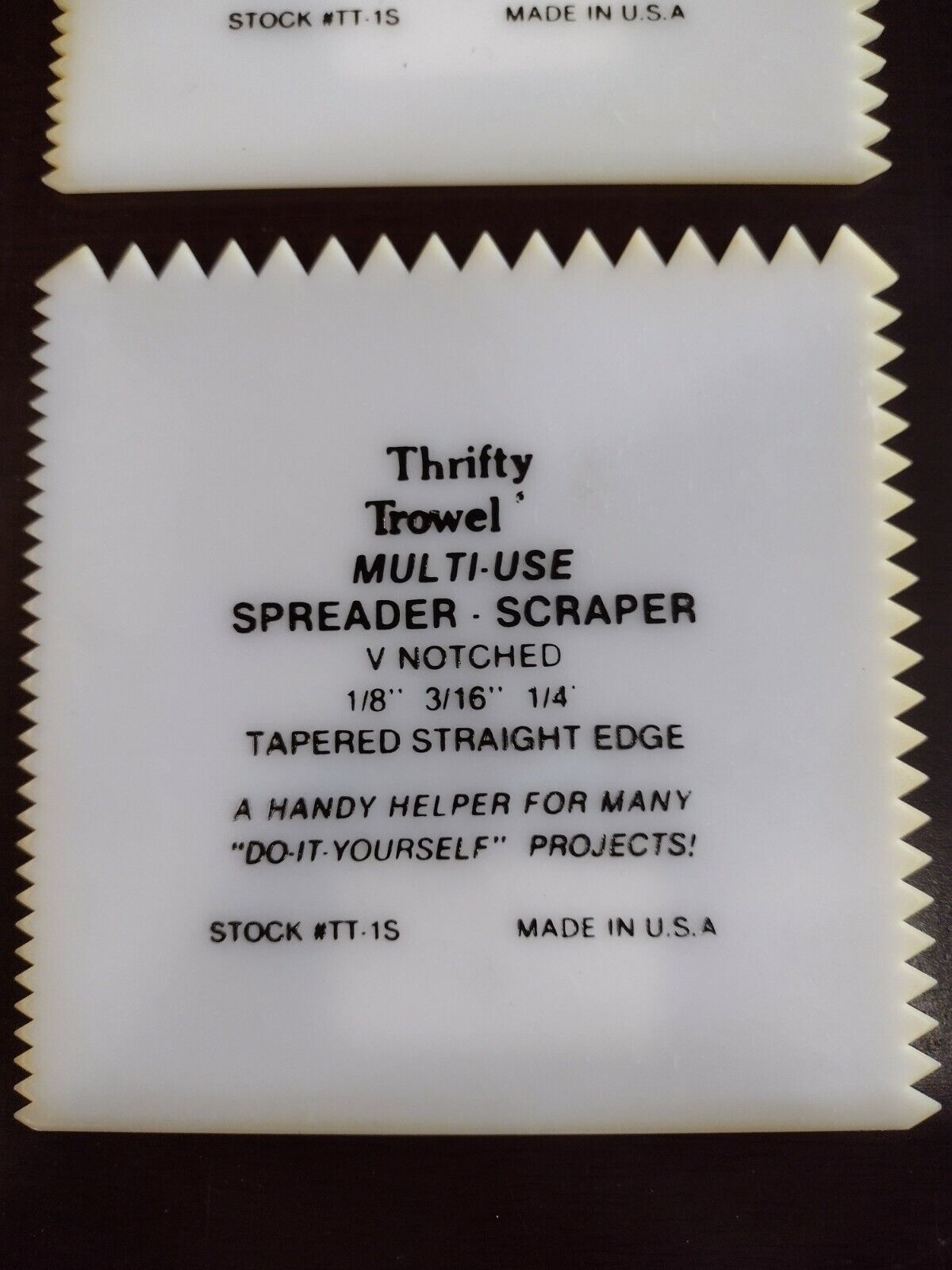 V-NOTCHED tapered straight edge ADHESIVE SPREADERS 1/8