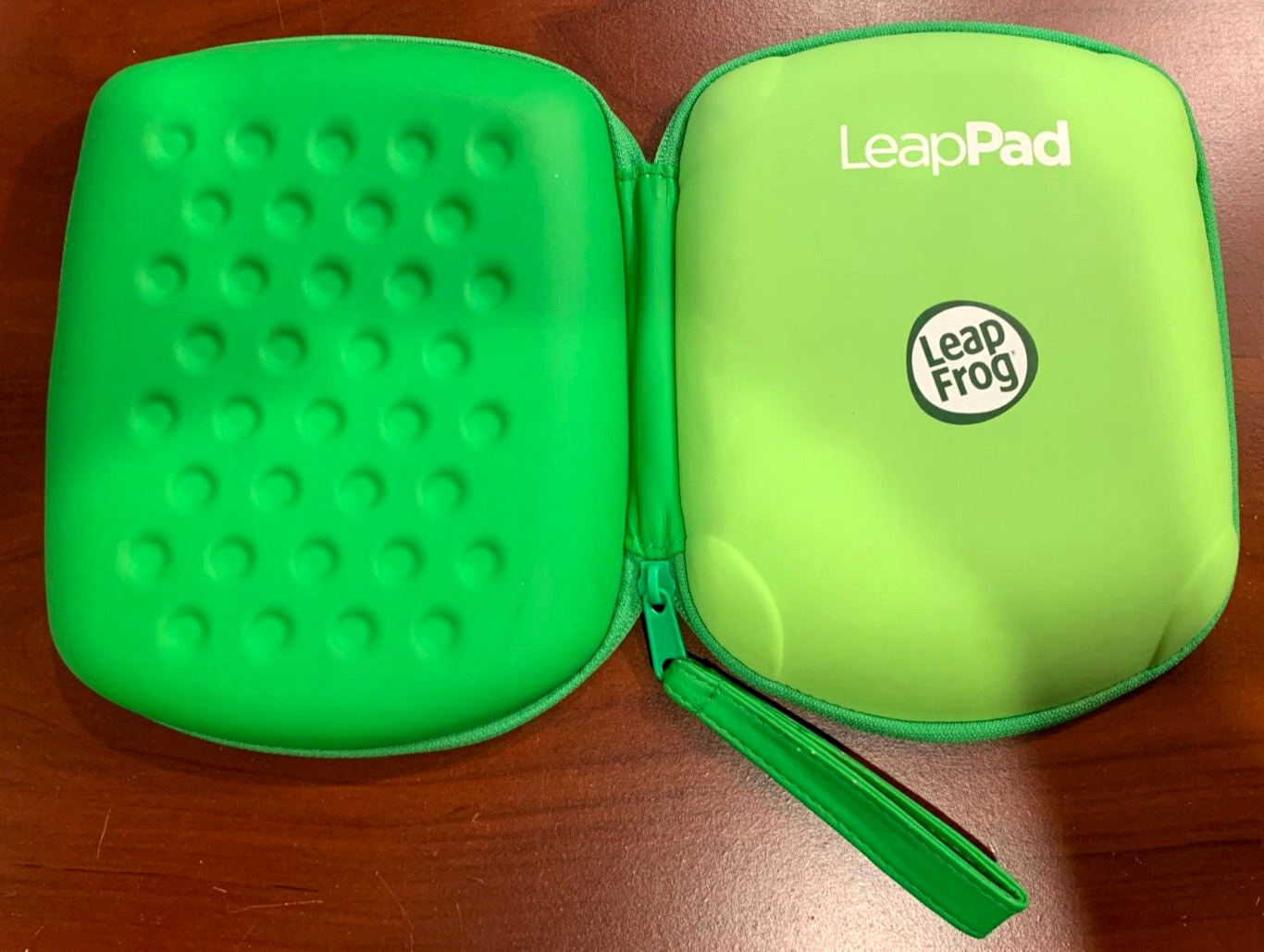 LeapFrog  LeapPad 1, 2, or 3 Explorer Carrying Case - Green, Excellent used - A - Fresh Stock Dated February 2026