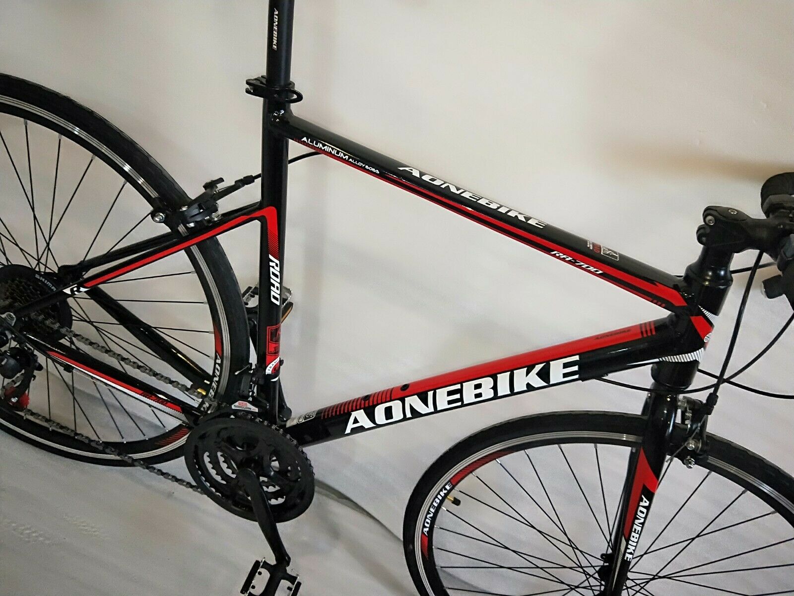 AONE 700C Road Bike 21 Speed Racing Bicycle 53/56cm Alloy Frame NEW - Fresh Stock Dated February 2026