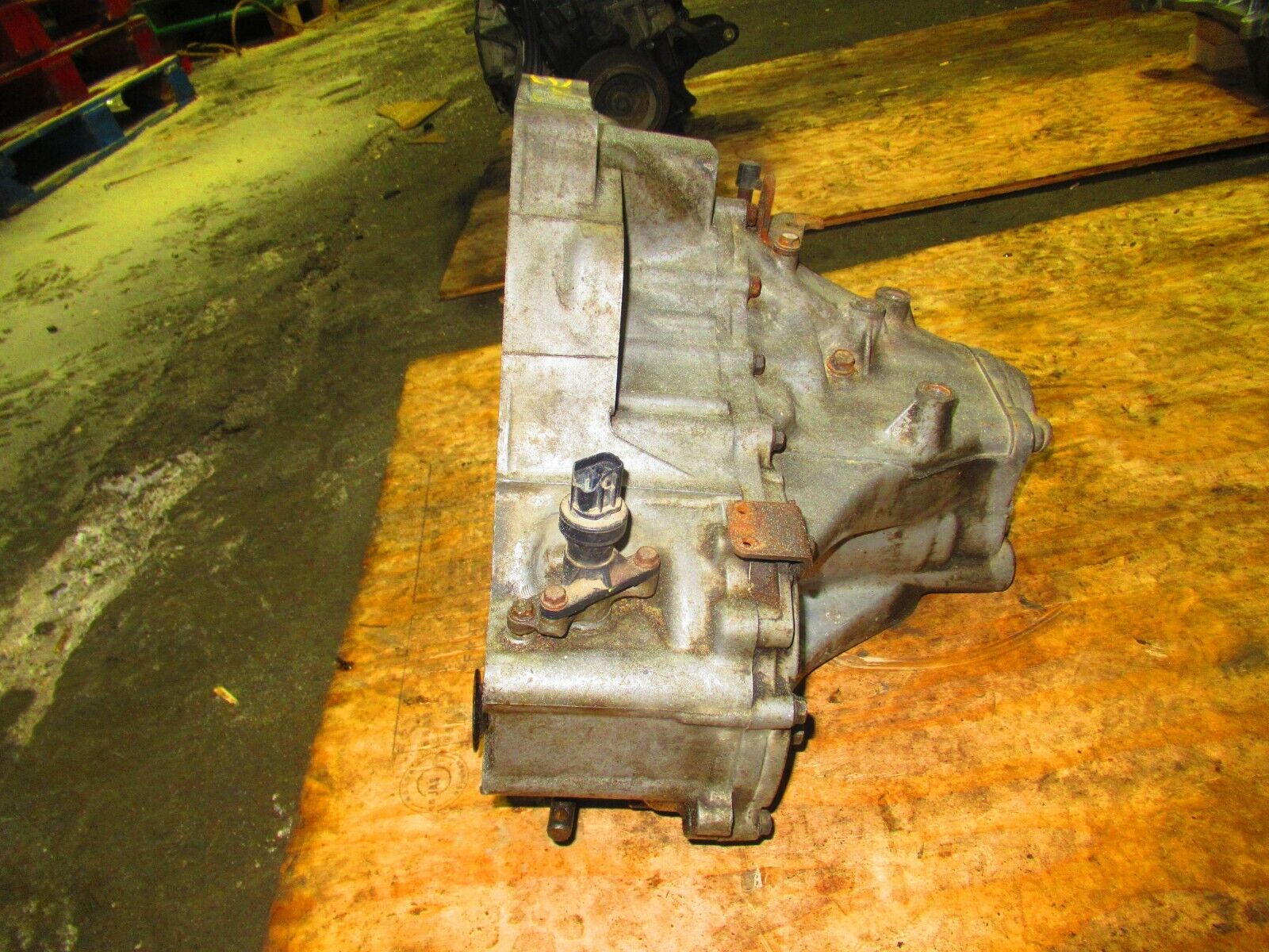 JDM B18C TYPE R LSD TRANSMISISON 5 SPEED S80 LSD TRANSMISSION - Fresh Stock Dated February 2026