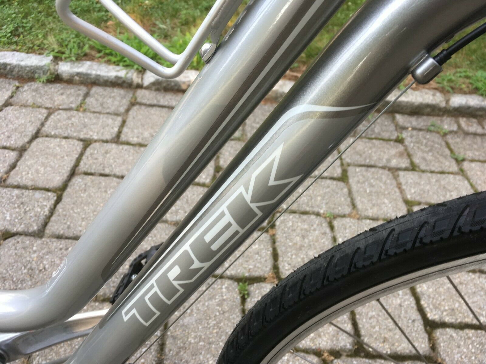 Trek 7000 womens bike womans silver hybrid comfort aluminum bicycle - Fresh Stock Dated December 2025