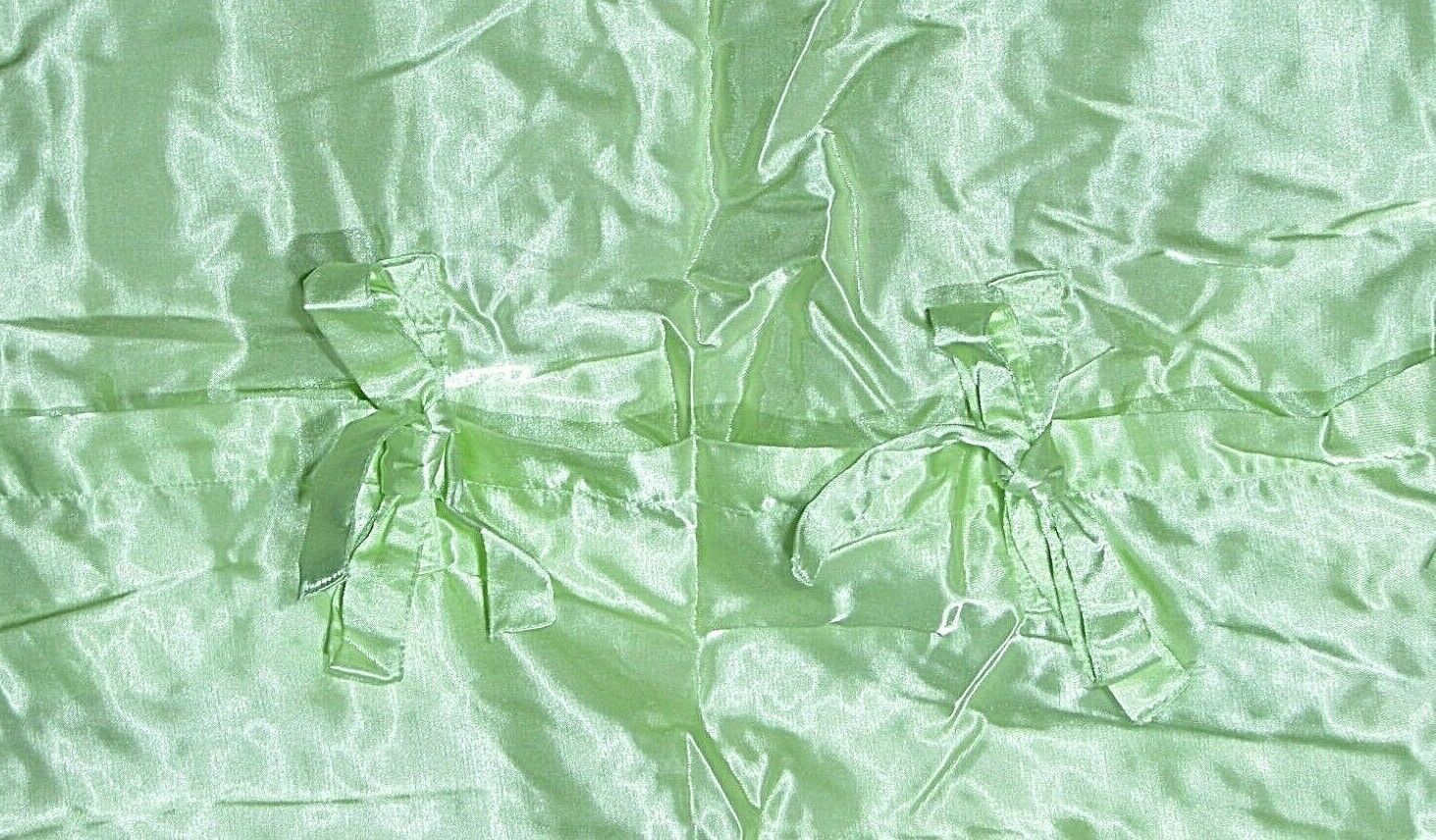 NIP POTTERY BARN PB Teen YUMMI PUFF PomPom LIME GREEN Satin STANDARD SHAM - Fresh Stock Dated December 2025