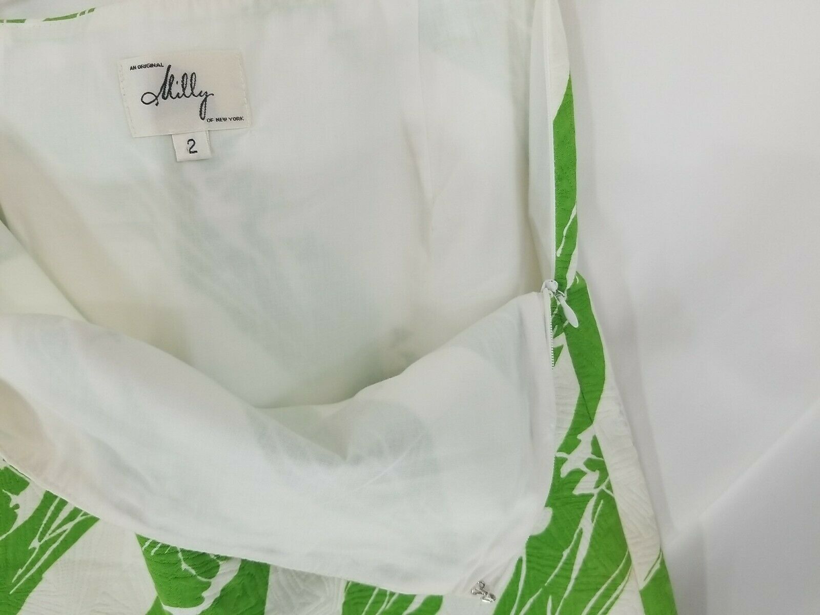 VTG Milly Of New York Green White Abstract Mini Skirt Women's Sz 2 - Fresh Stock Dated February 2026