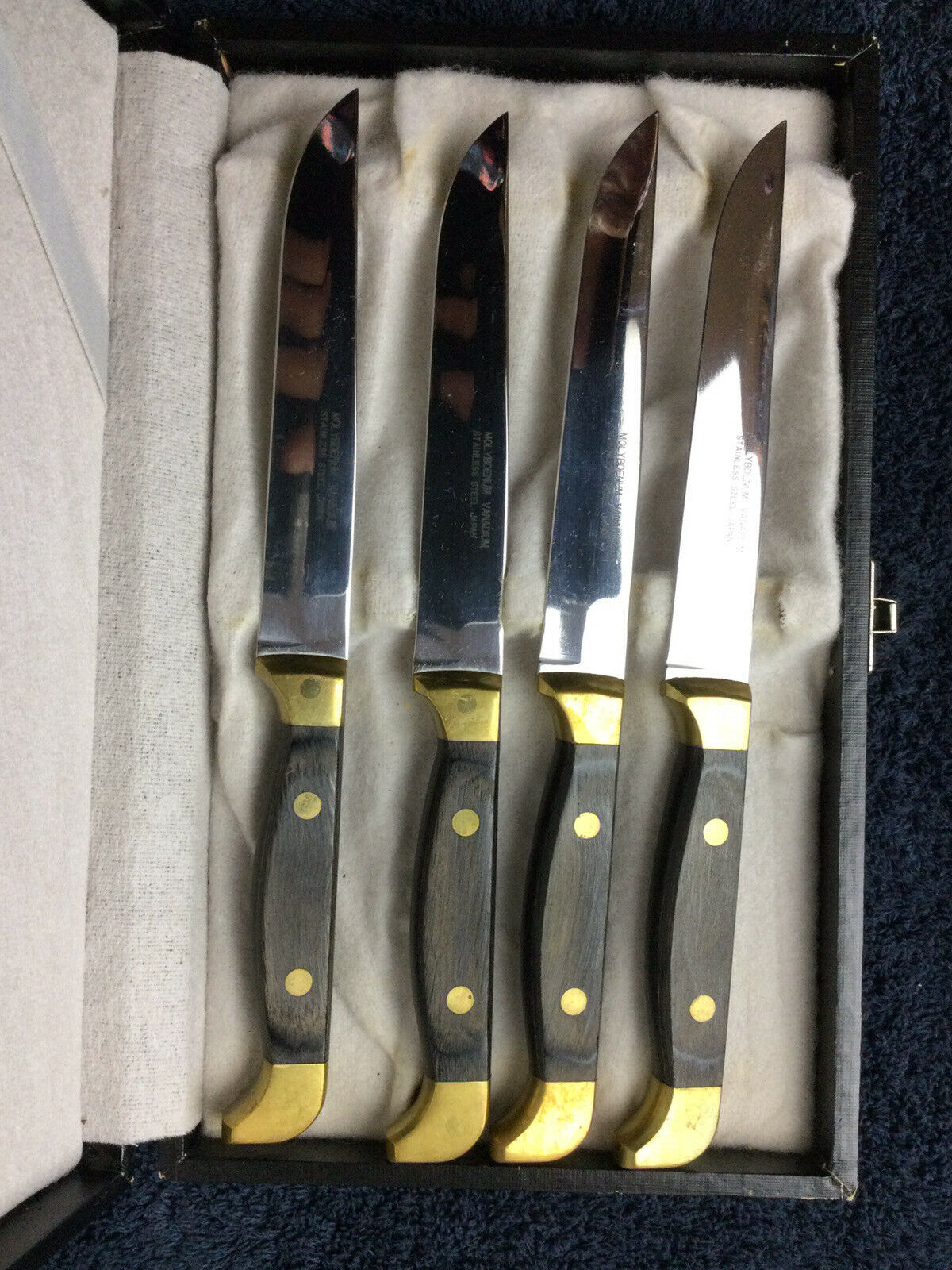Vintage Japan Cutlery Molybdenum Vanadium High Carbon Stainless Knives Set - Fresh Stock Dated January 2026