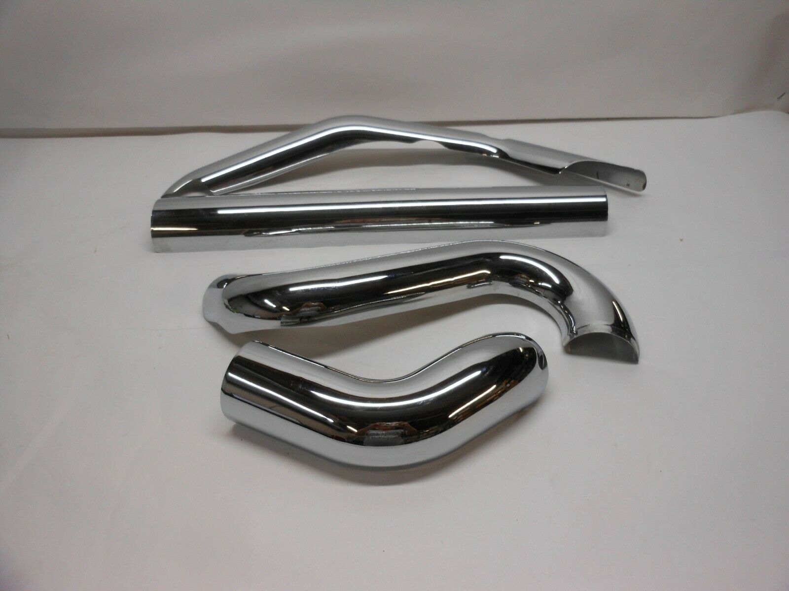 Harley-Davidson Touring OEM Chrome Exhaust Heat Shields 2009-2016 P/N 65634-09 - Fresh Stock Dated February 2026