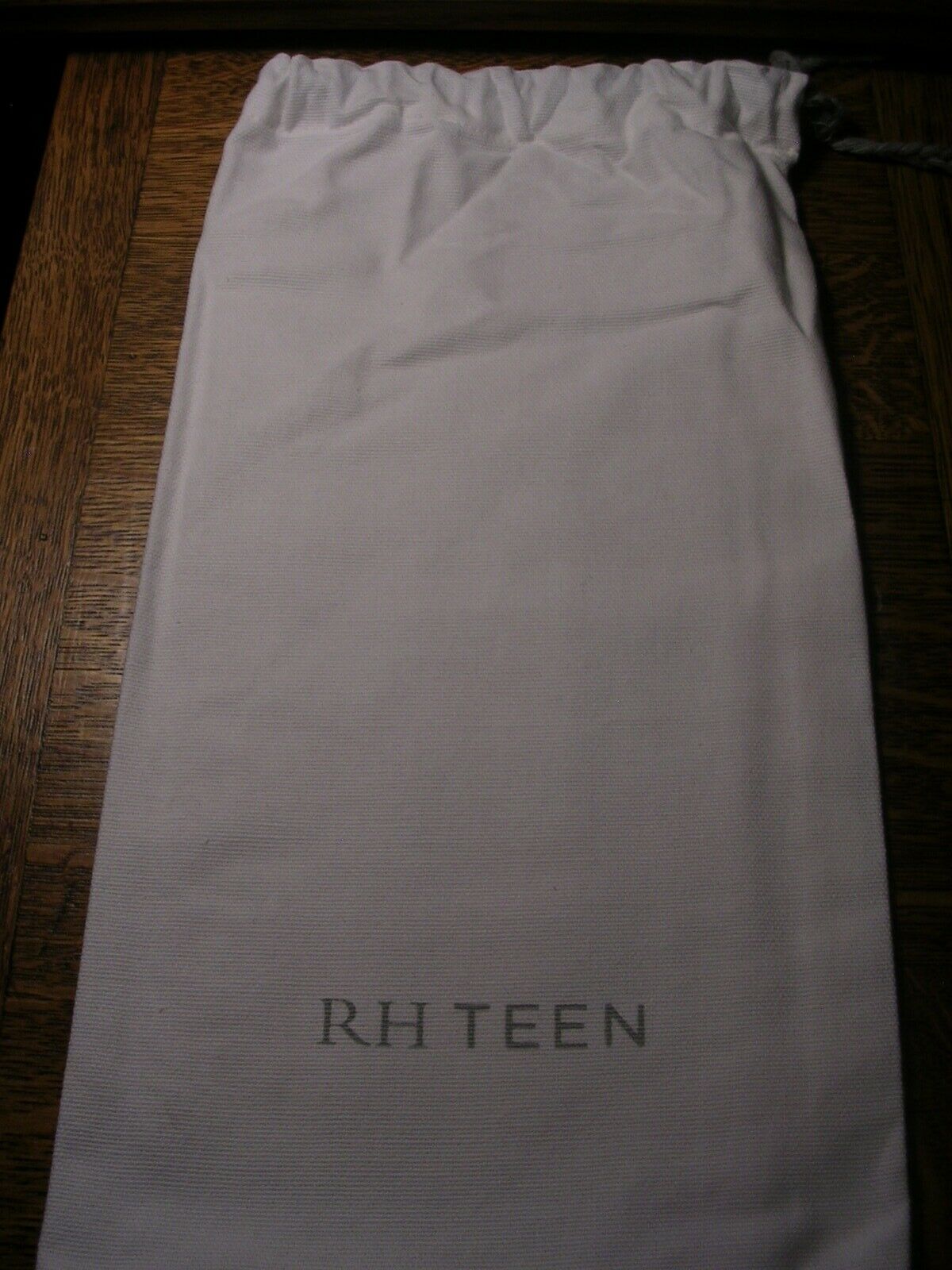 RESTORATION HARDWARE TEEN EMBROIDERED BEE BOUDOIR SHAM FRENCH BLUE 12X18 NWT - Fresh Stock Dated December 2025
