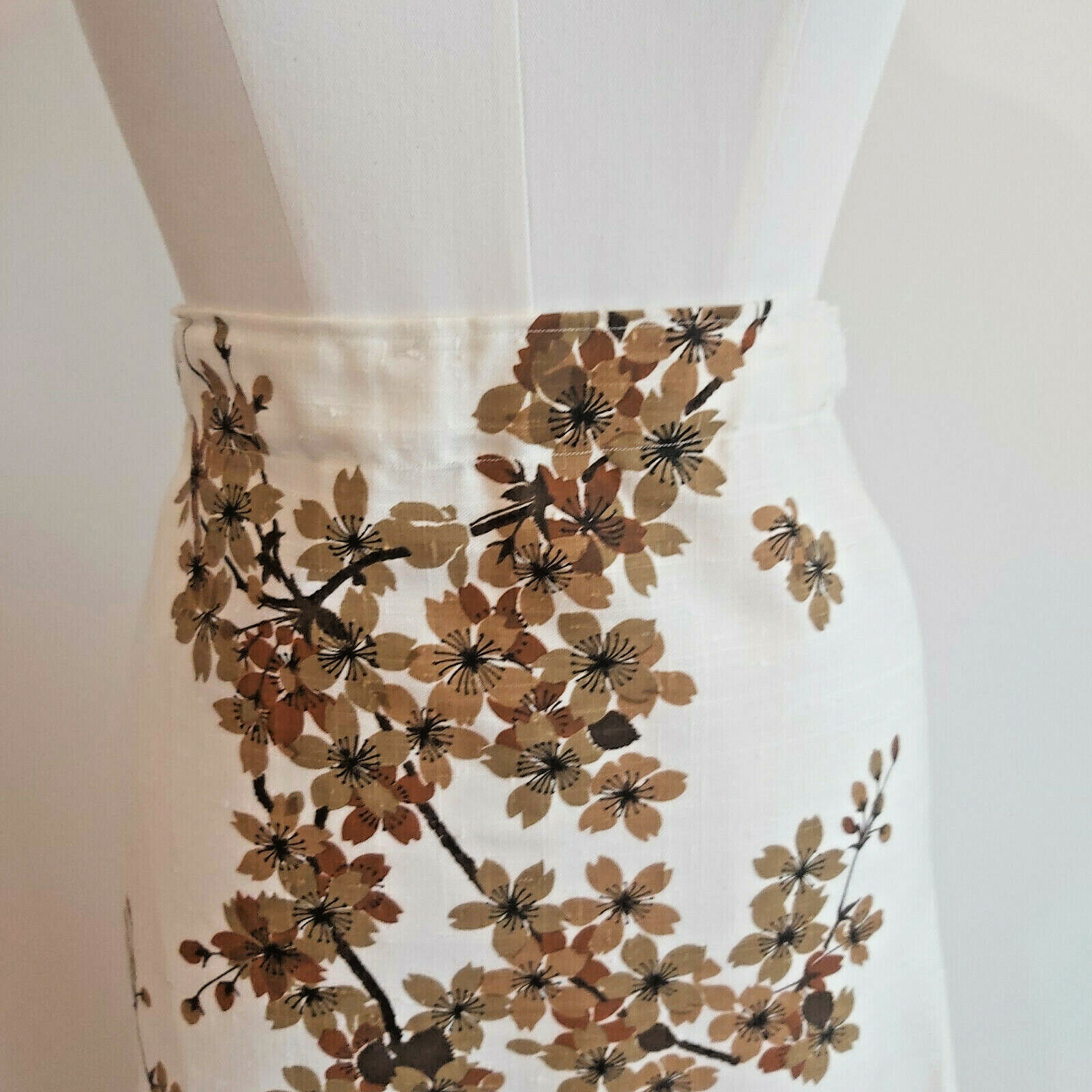 Vintage 1970s Alfred Shaheen Panel Asian Scene Long Skirt Small 28