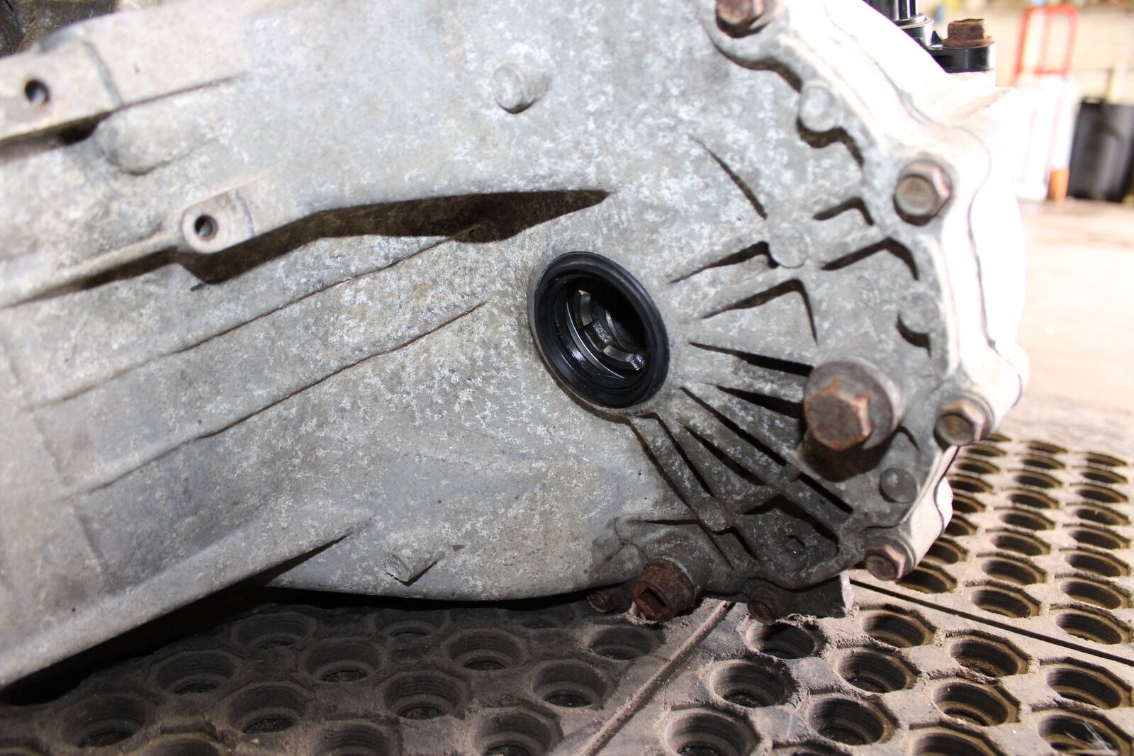 2002 04 ACURA RSX TYPE-S K20A2 2.OL OEM 6 SPEED MANUAL TRANSMISSION K20 DC5 - Fresh Stock Dated February 2026