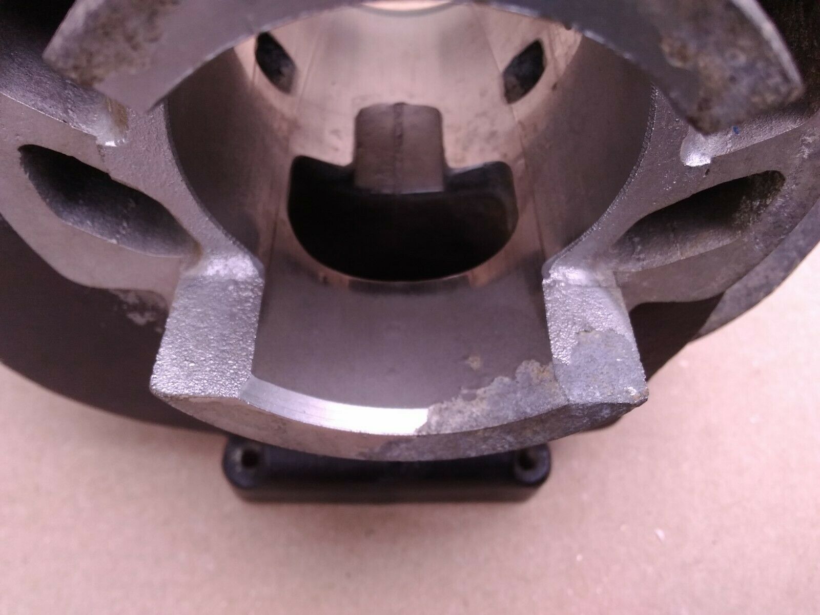 Cylinder YZ125 MX125 Top End 1974 1975 Head STANDARD BORE NO BROKEN FINS - Fresh Stock Dated February 2026