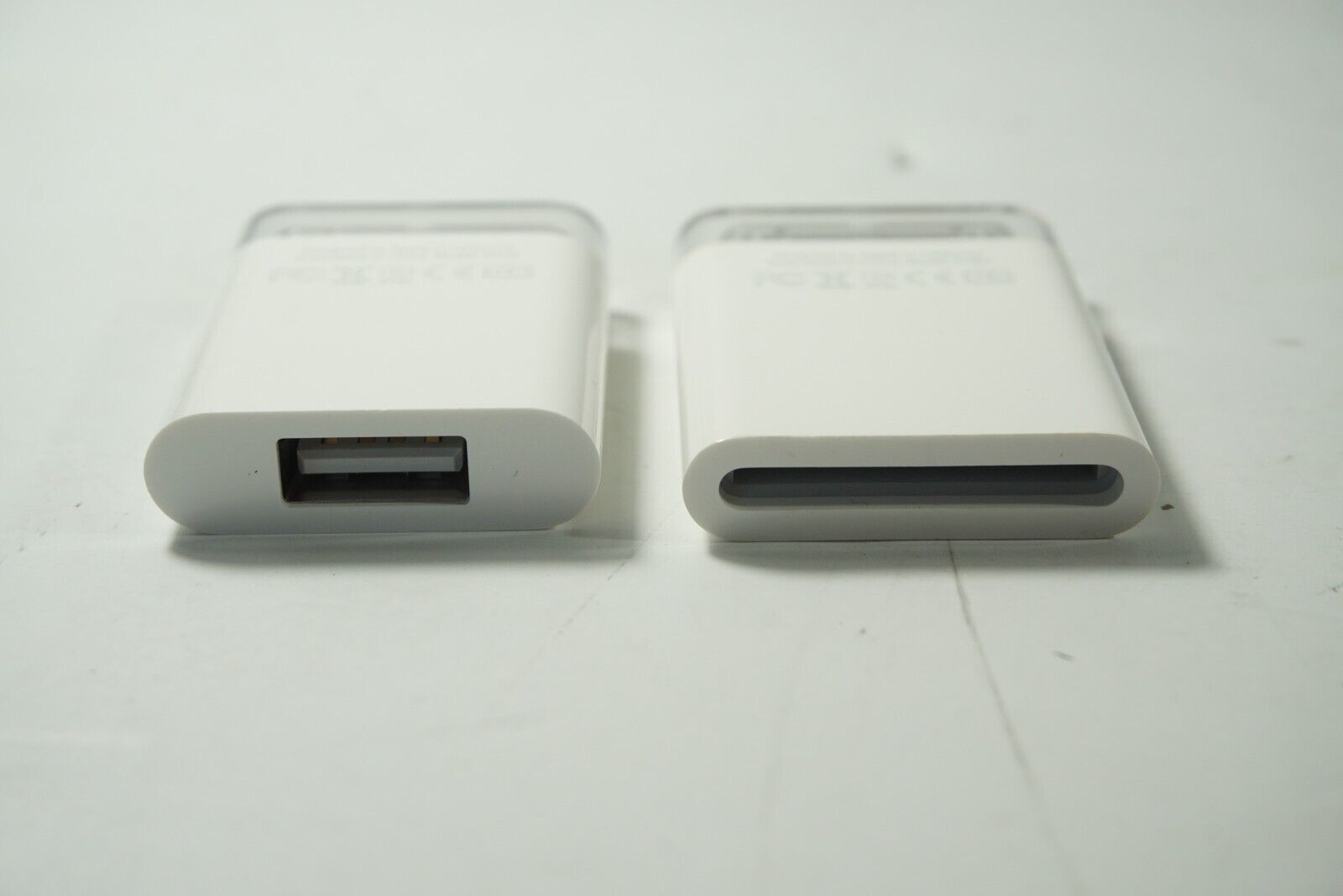 Original Apple iPad Camera Connection Kit (30-Pin) - MC531ZM/A - A1358, A1362 - Fresh Stock Dated February 2026