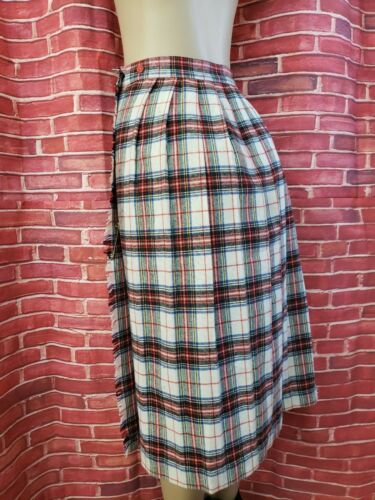 VTG ILGWU classics by variety Sportswear Wrap Plaid Skirt Sz 8 WAIST 22